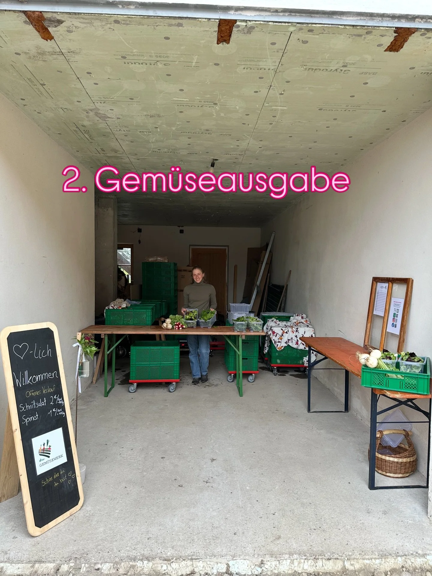 🥕🌿 Zweite Gem&uuml;seausgabe 💚

Auch wenn das Wetter wieder nicht mitgespielt hat und die Ausgabe in der Garage stattfinden musste, war es wieder richtig sch&ouml;n.

In den Abo-Kisten:
🥗 Schnittsalat
🌿 Spinat
🤍 Mair&uuml;ben
❤️ Radieschen

Gen