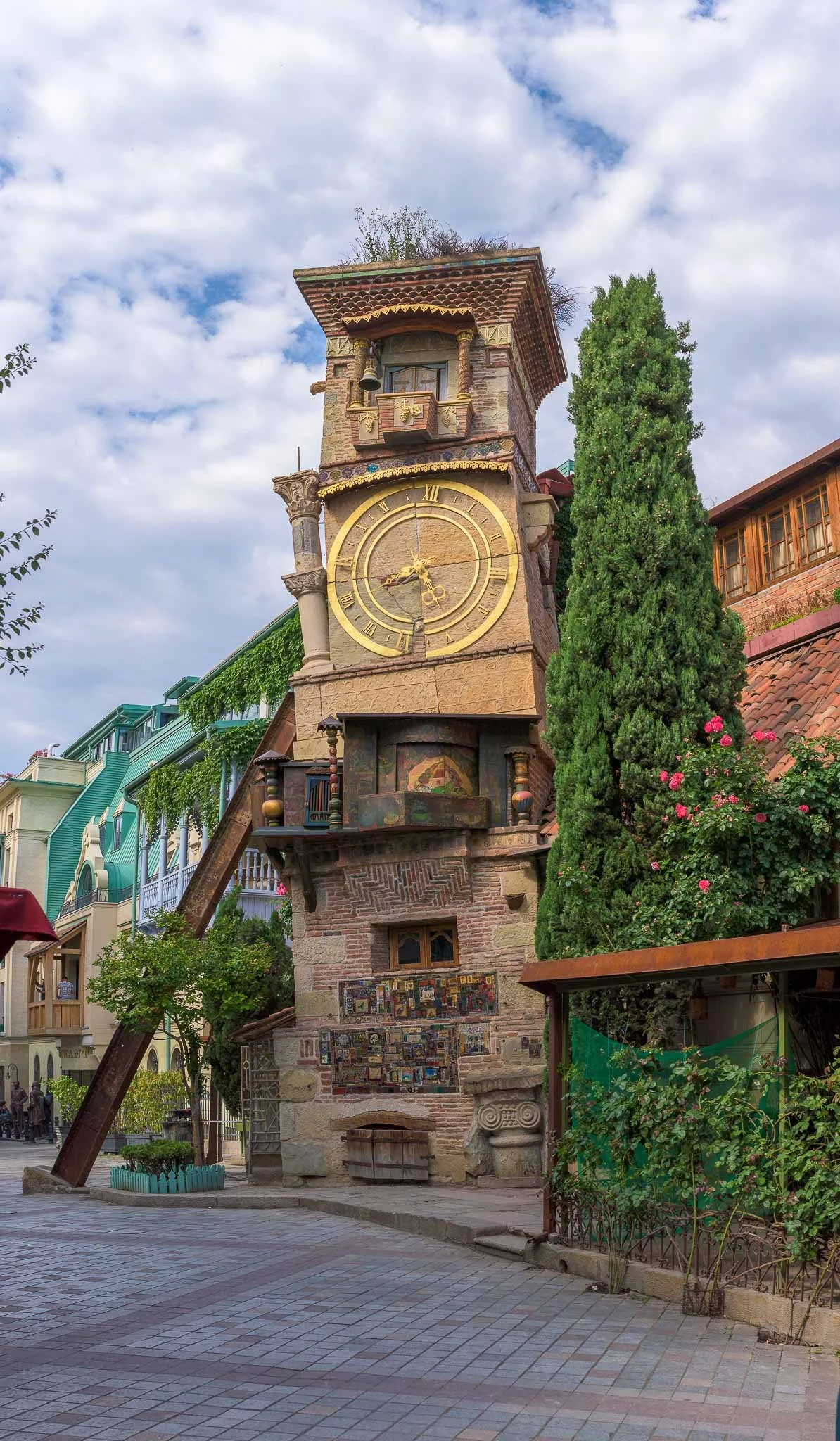 Destinations-Georgia-Collage 4.jpg