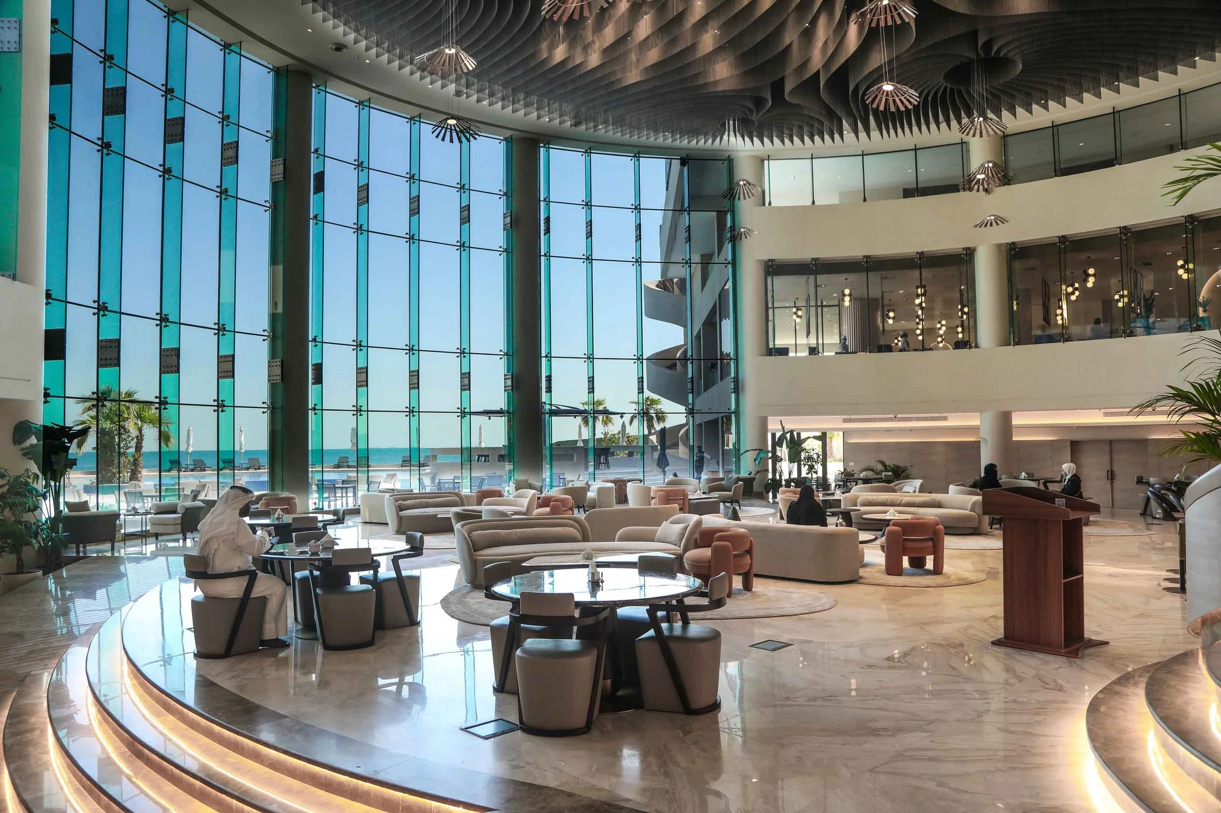 RAY BY CLOUD 7 HOTELS