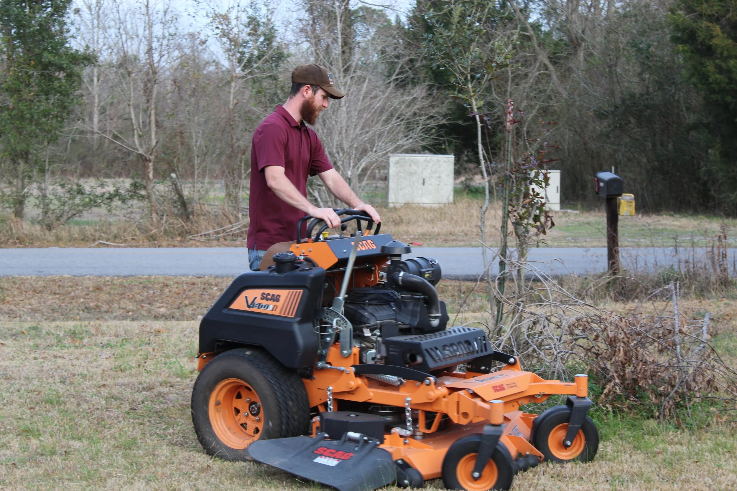 Expert lawn care mowing service creating evenly cut grass and crisp lawn lines.