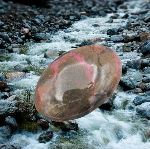 Rhodonite Palmstone