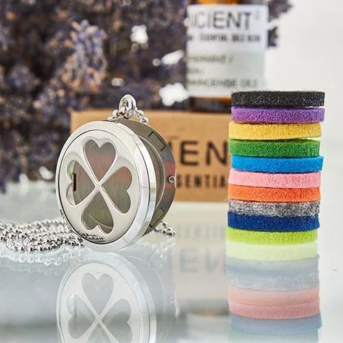 Four Leaf Clover Diffuser Necklace