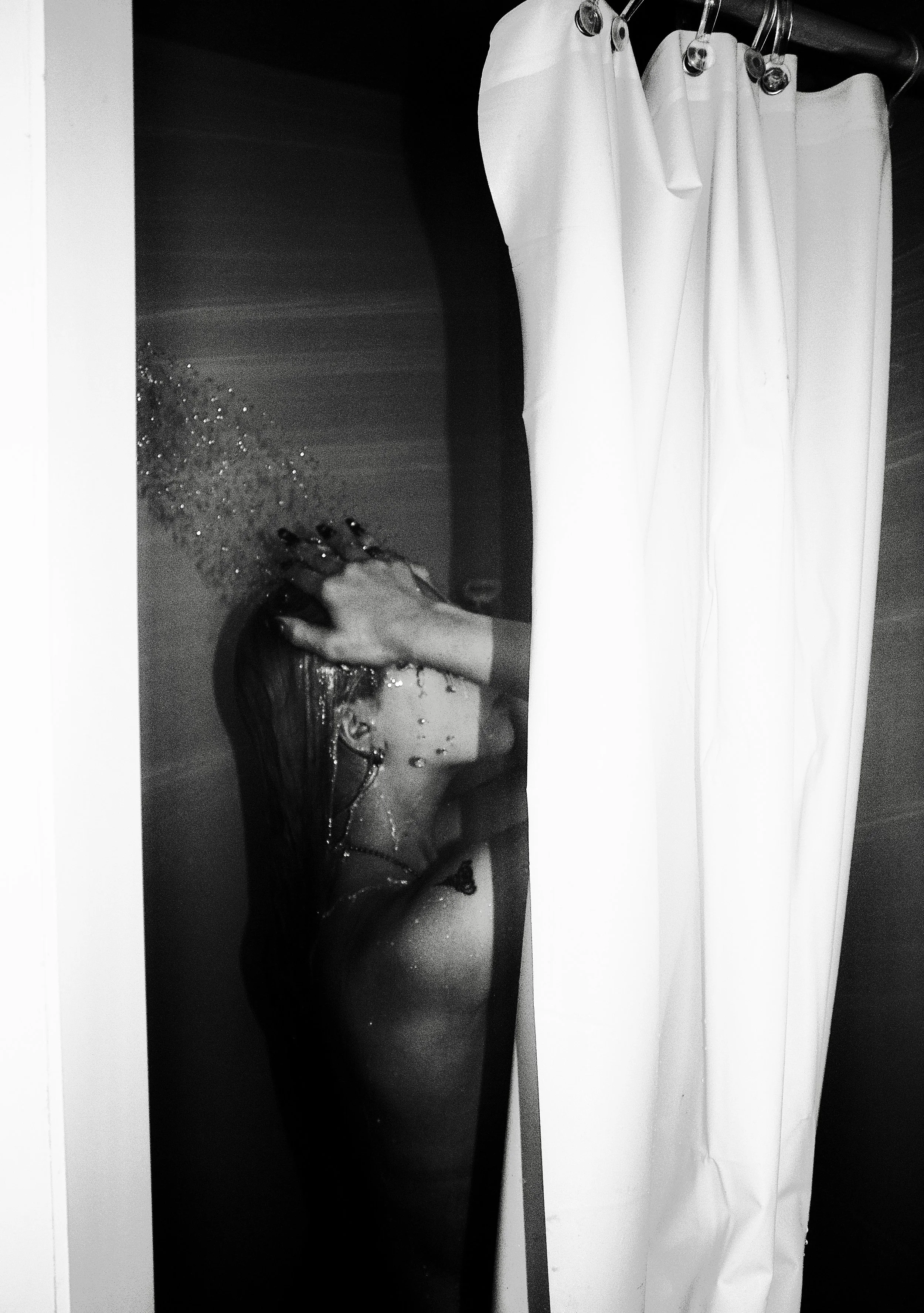 Varona_251115_ Final04.jpg