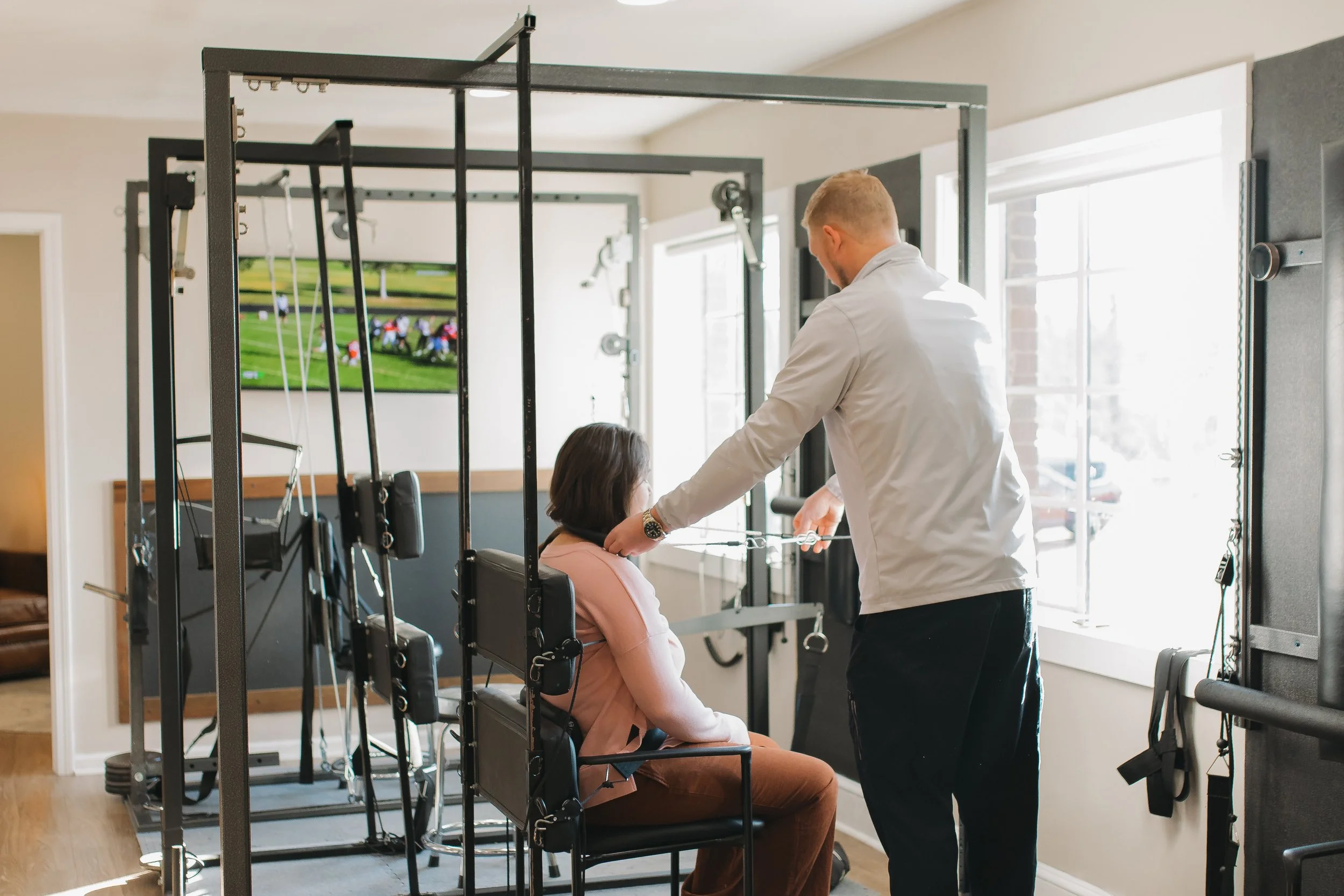 Back Pain That Won’t Go Away? What Your Spine May Be Trying to Tell You