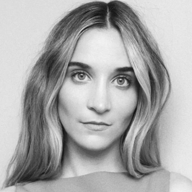 ALINA SCHMIDLI 