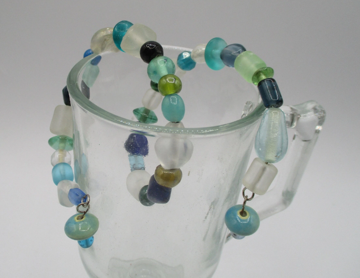 Seafoam Circlet Bracelet 3.png