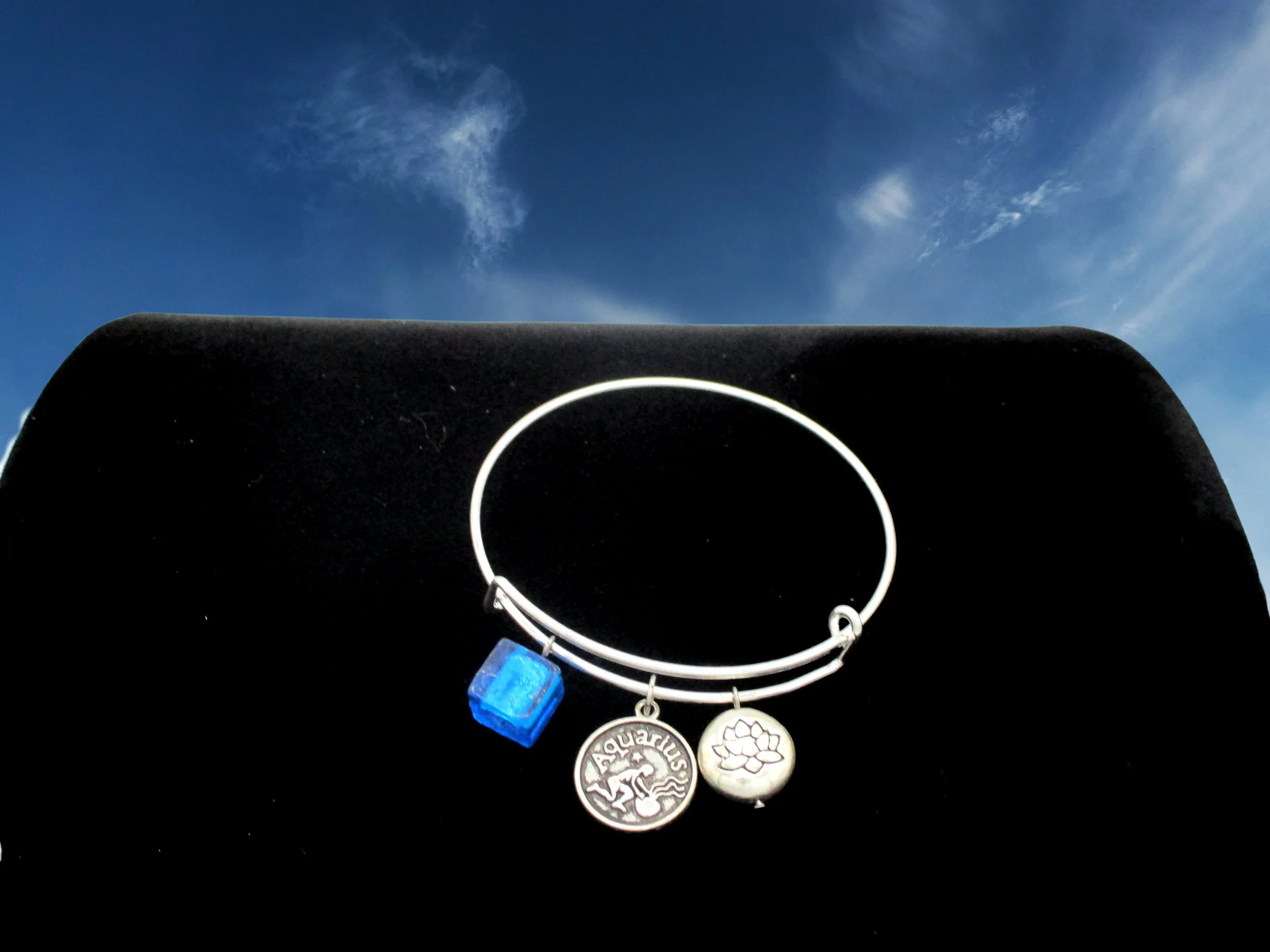 Aquarius Bangle 2.jpg