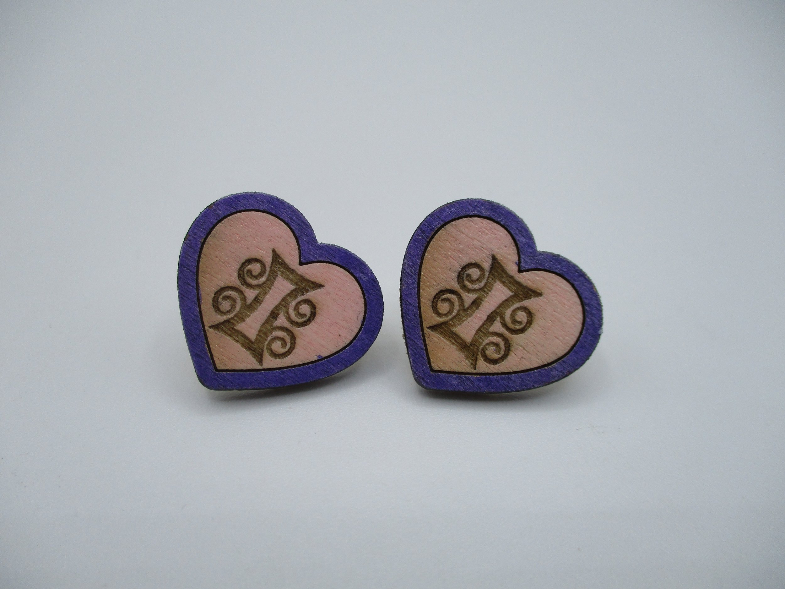 Tamfo Bebre Heart Studs 1.JPG