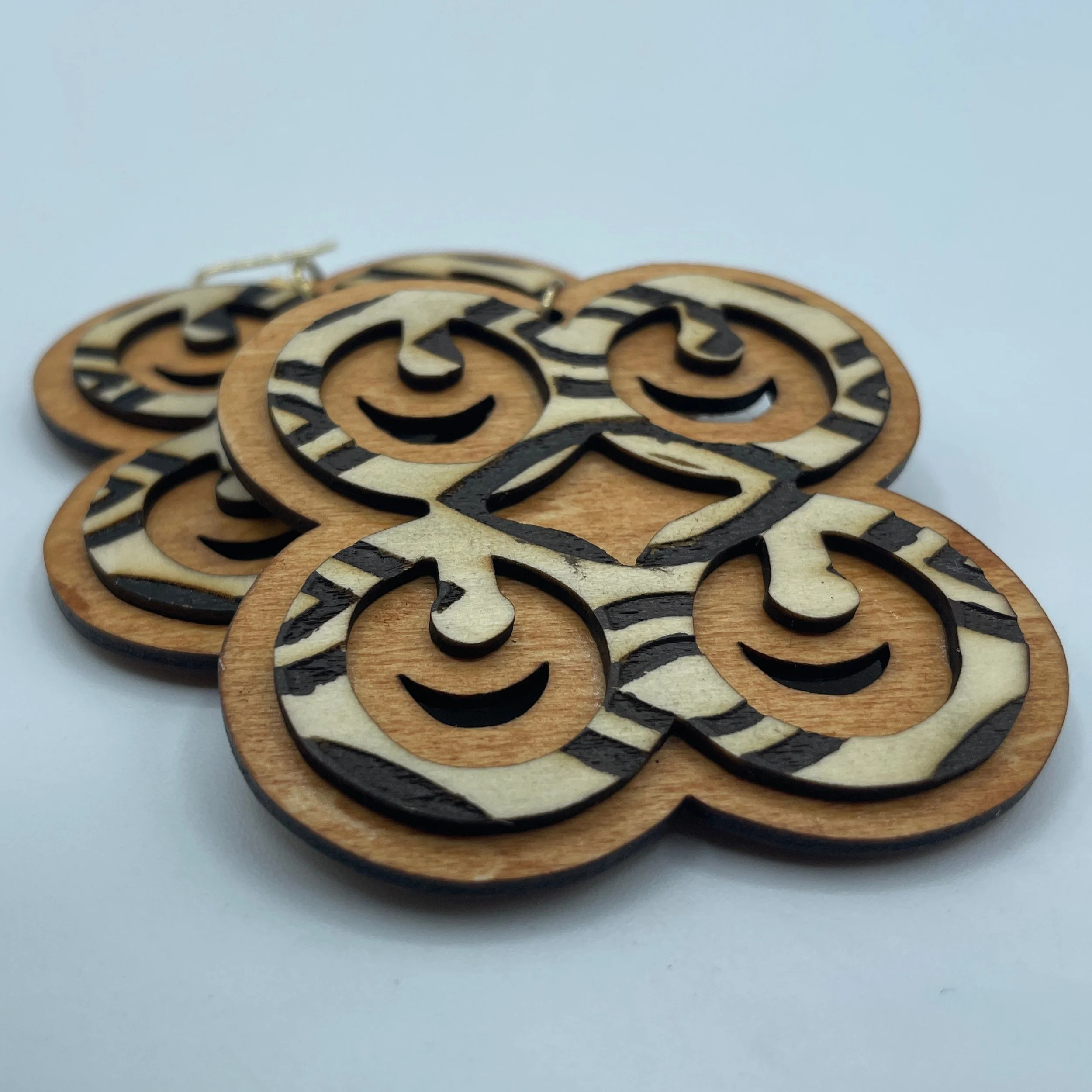 Me Ware Wo Earrings 2.jpg