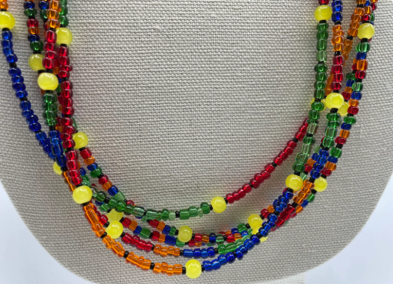 Kucheza Dancing Necklace 2.png