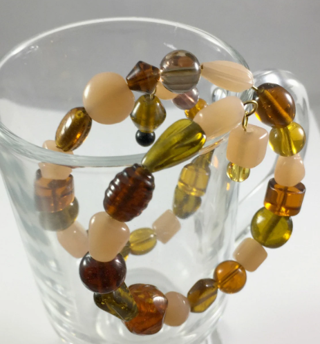 Umber Bloom Circlet Bracelet 3.png