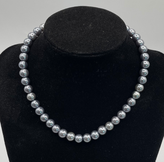 Princess Pearl Gray Necklace.png