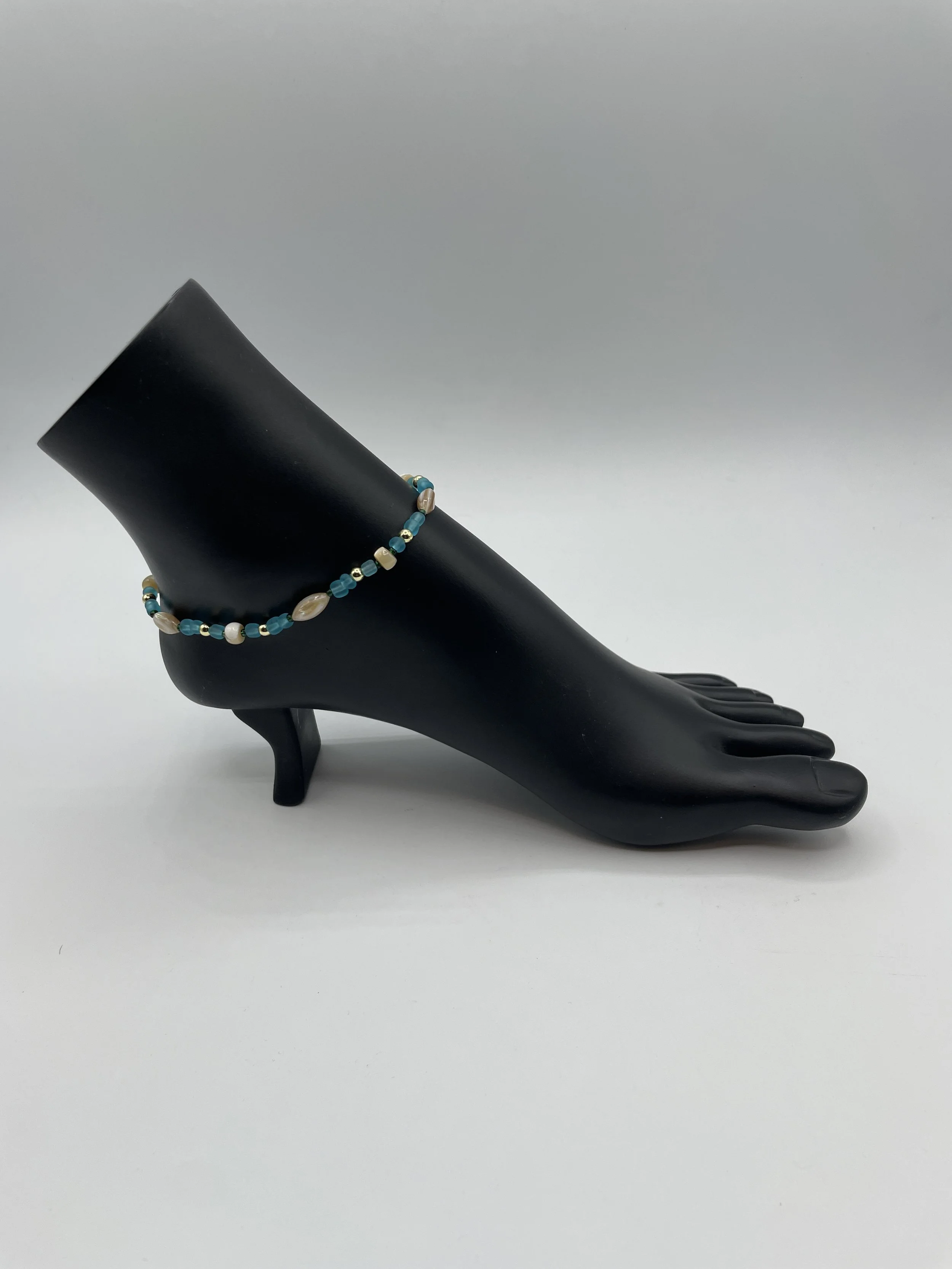 Precious Shell Anklet