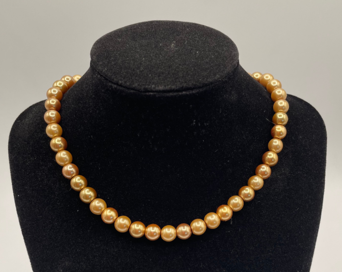 Princess Pearl Gold Necklace.png