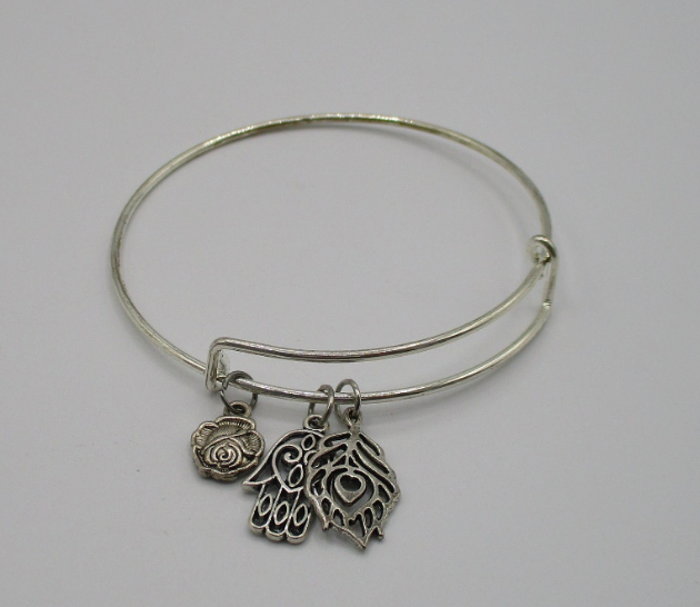 Hamsa Peace Bangle 2.png