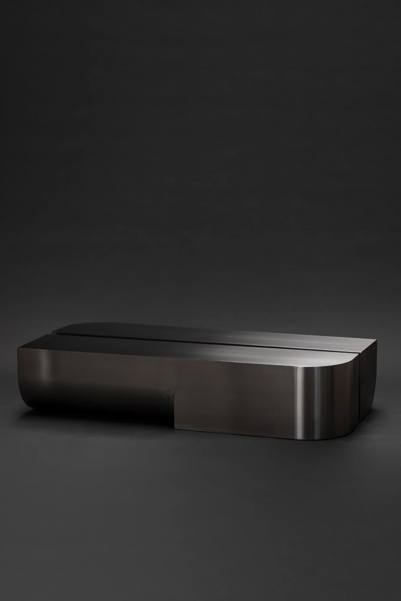 HADGE_Undum_COFFEETABLES I_Anaïs Lesy.jpg