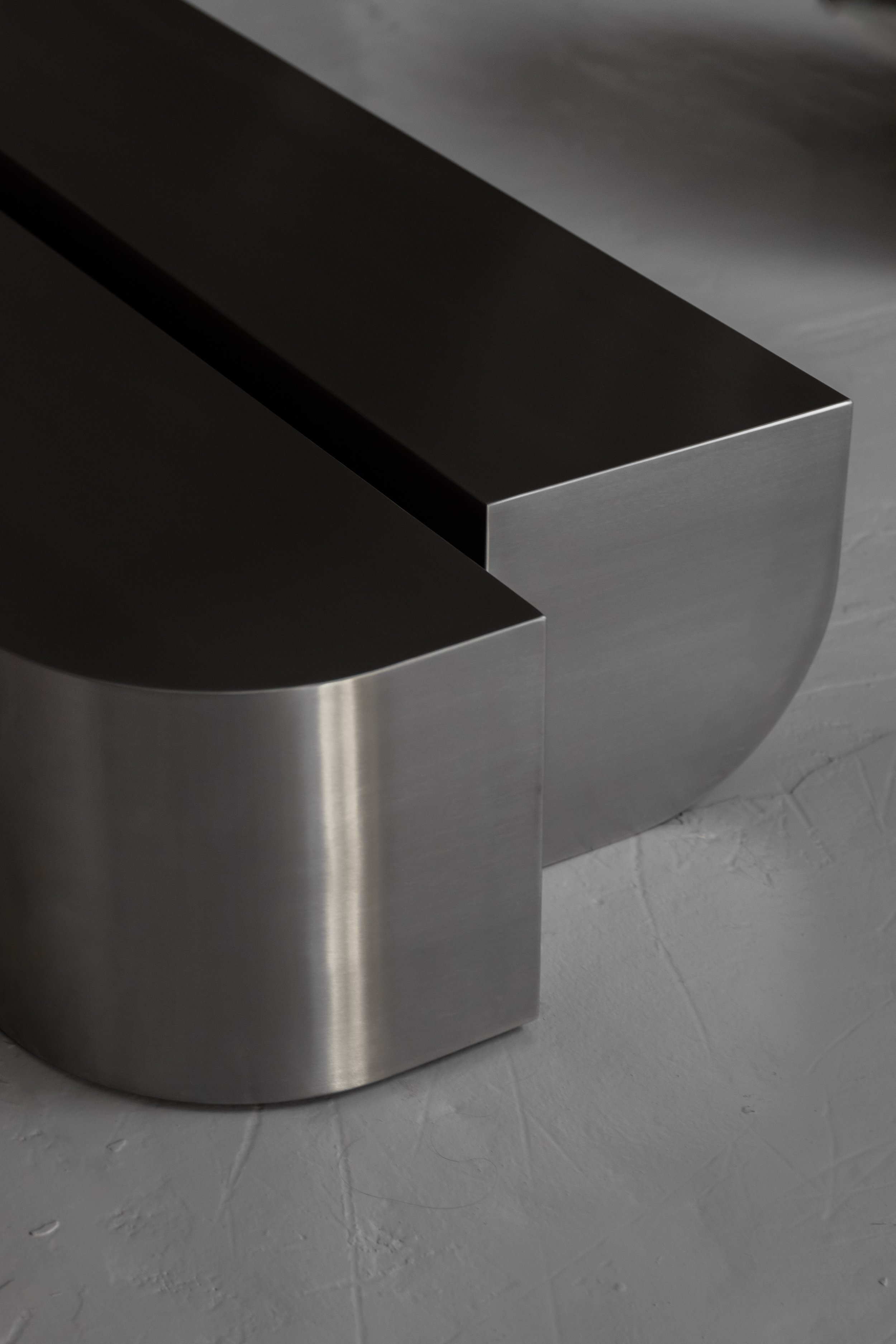 HADGE_Undum_COFFEETABLES VI_Gladys Ngare.jpg