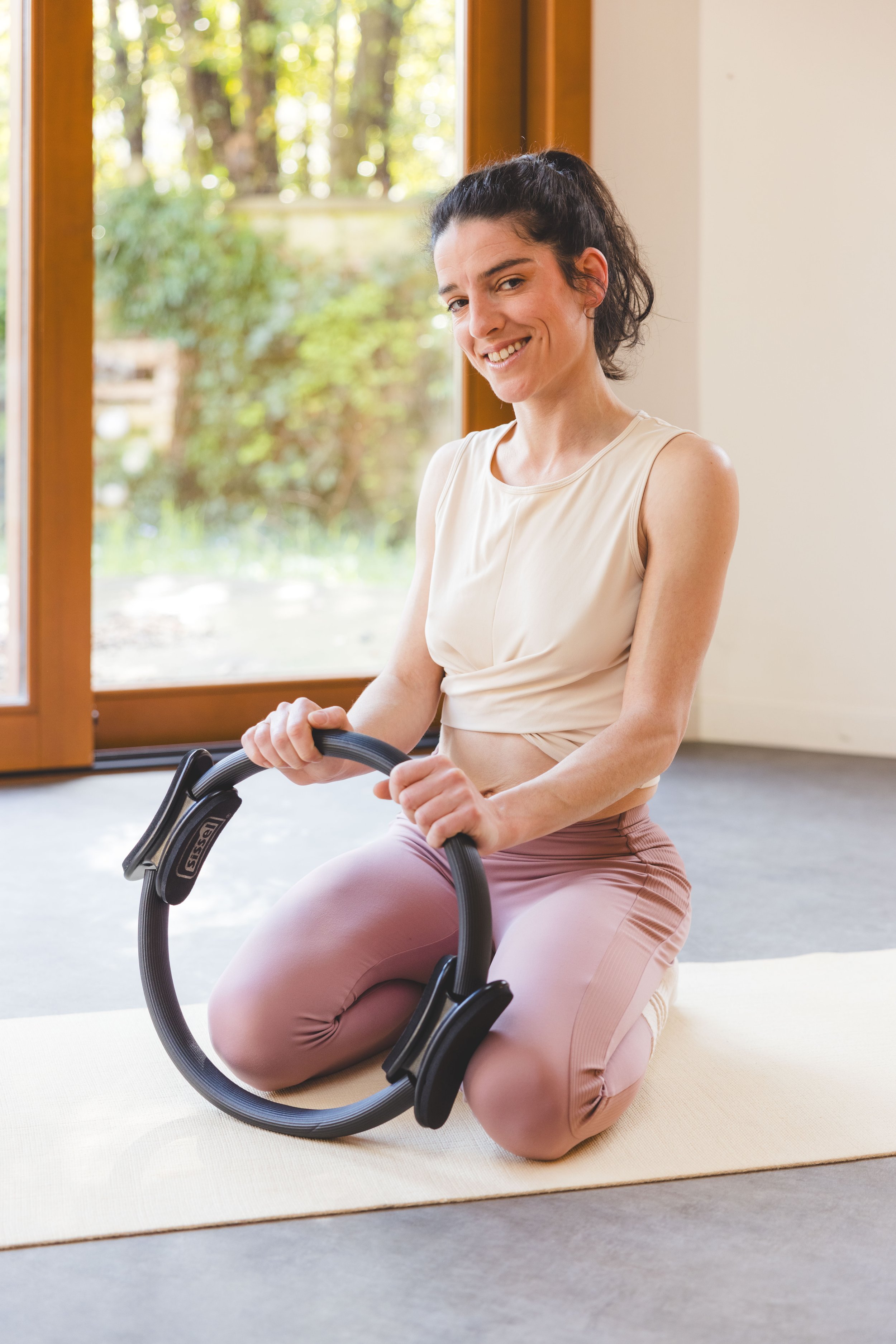 Cours de Pilates collectif Nogent-sur-Marne Jenny Pilates — travail de mobilité et d’articulation de la colonne vertébrale