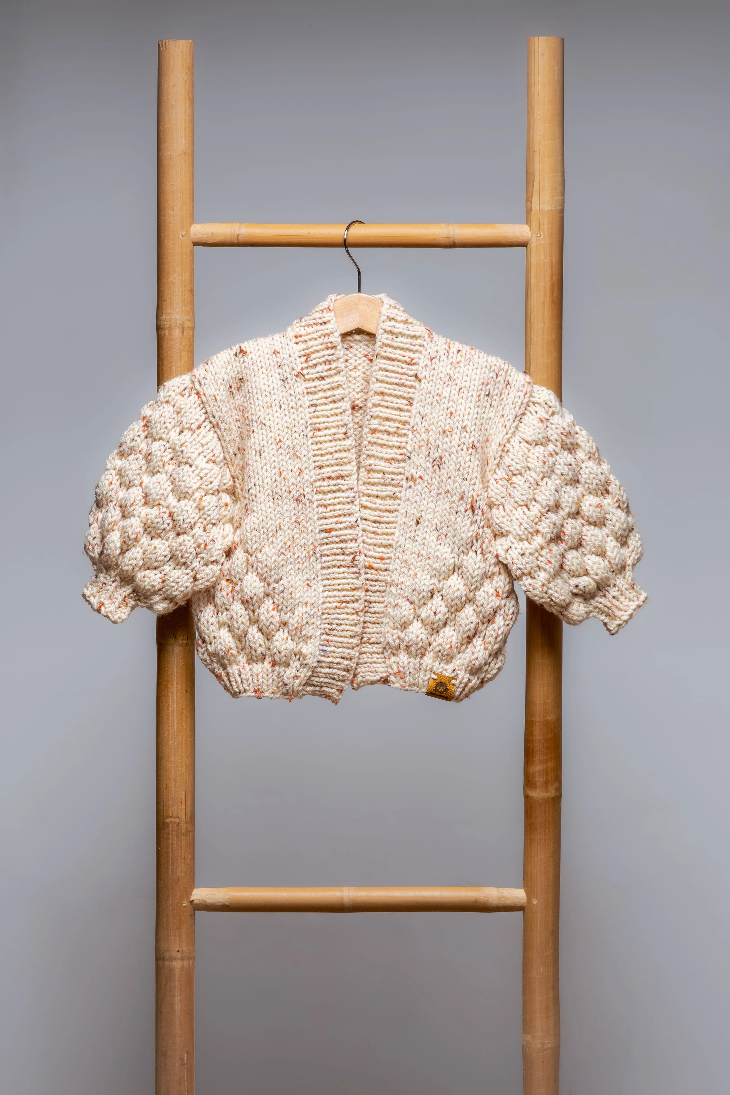 The Isla Cardigan - Oyster