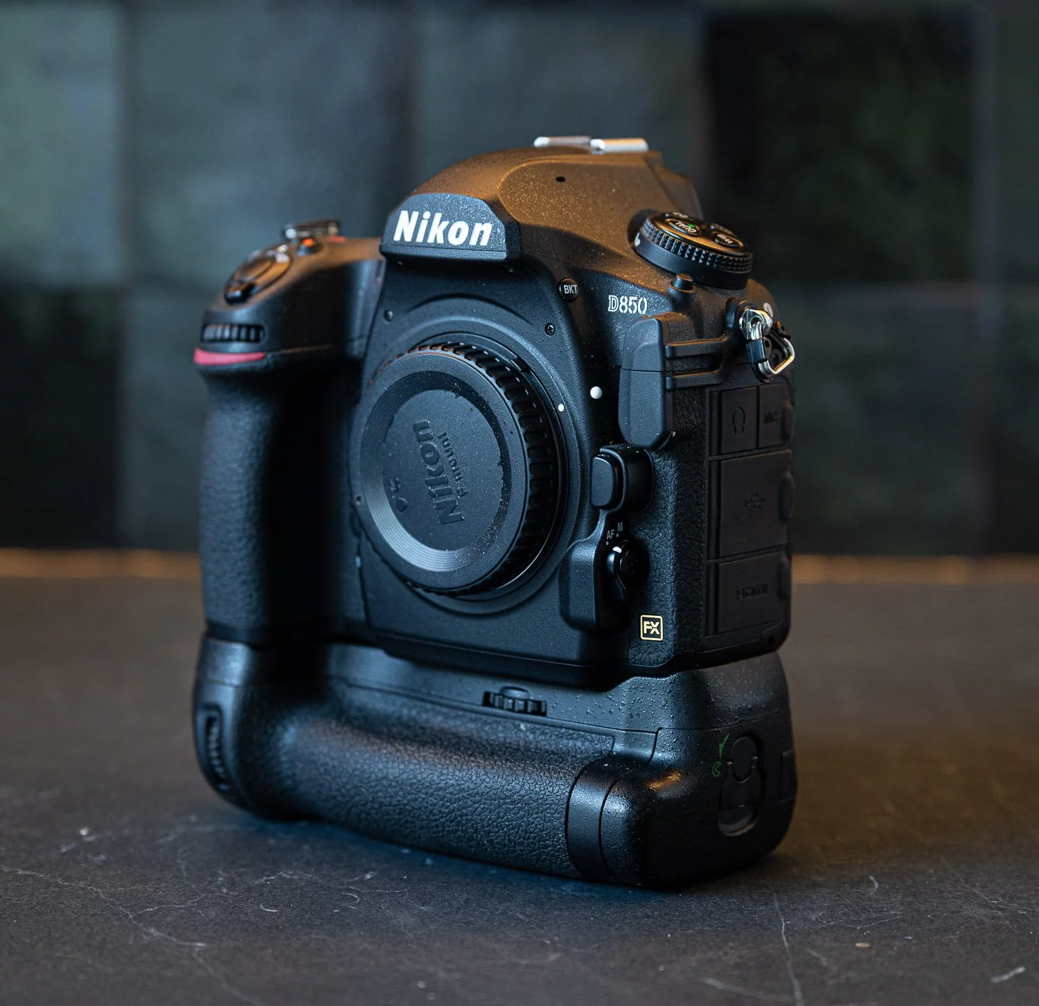 Fotos verkoop 26-46 Nikon D850 FRONT 1.jpg