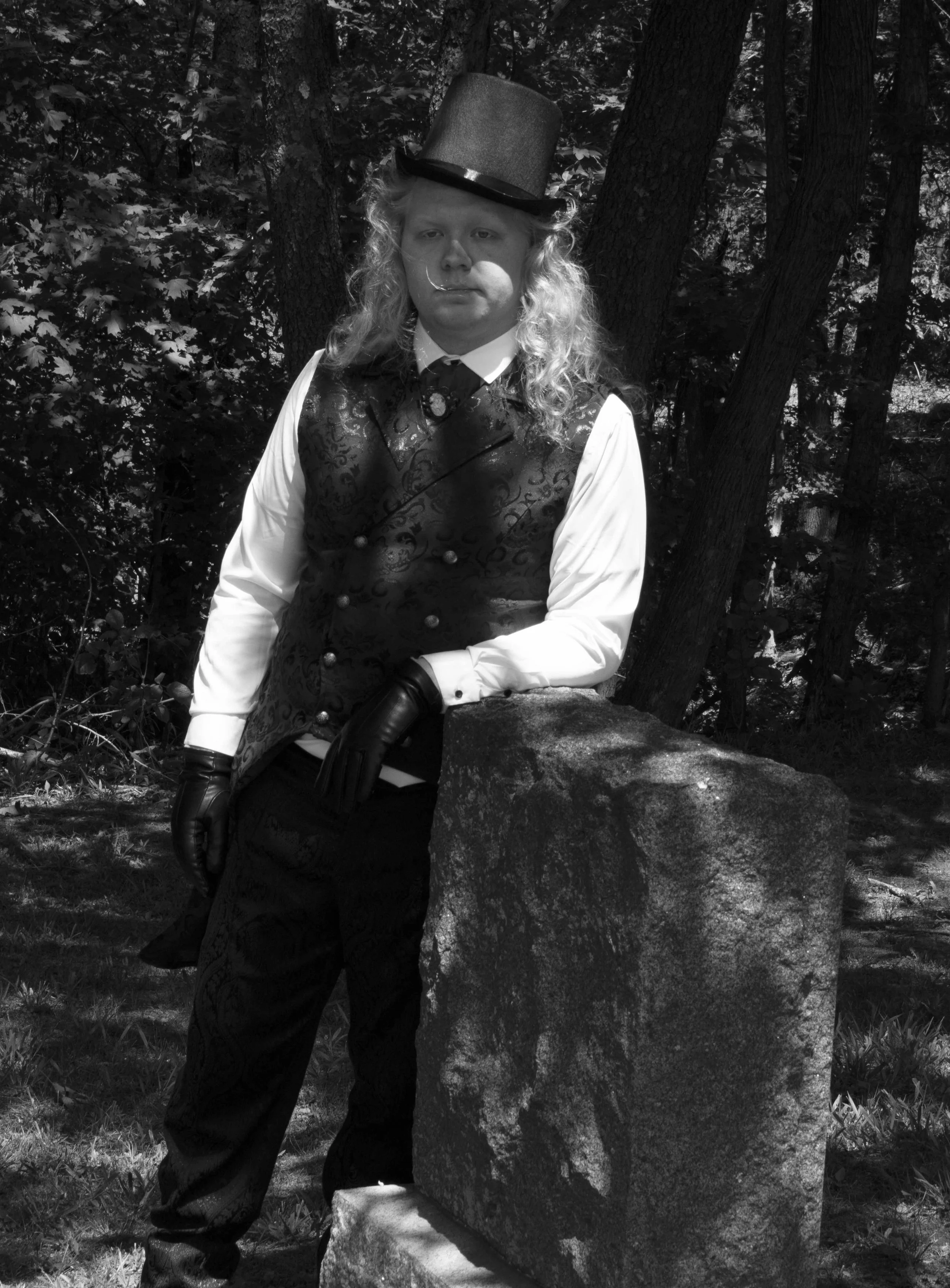 gothicphotos2 copy.jpg