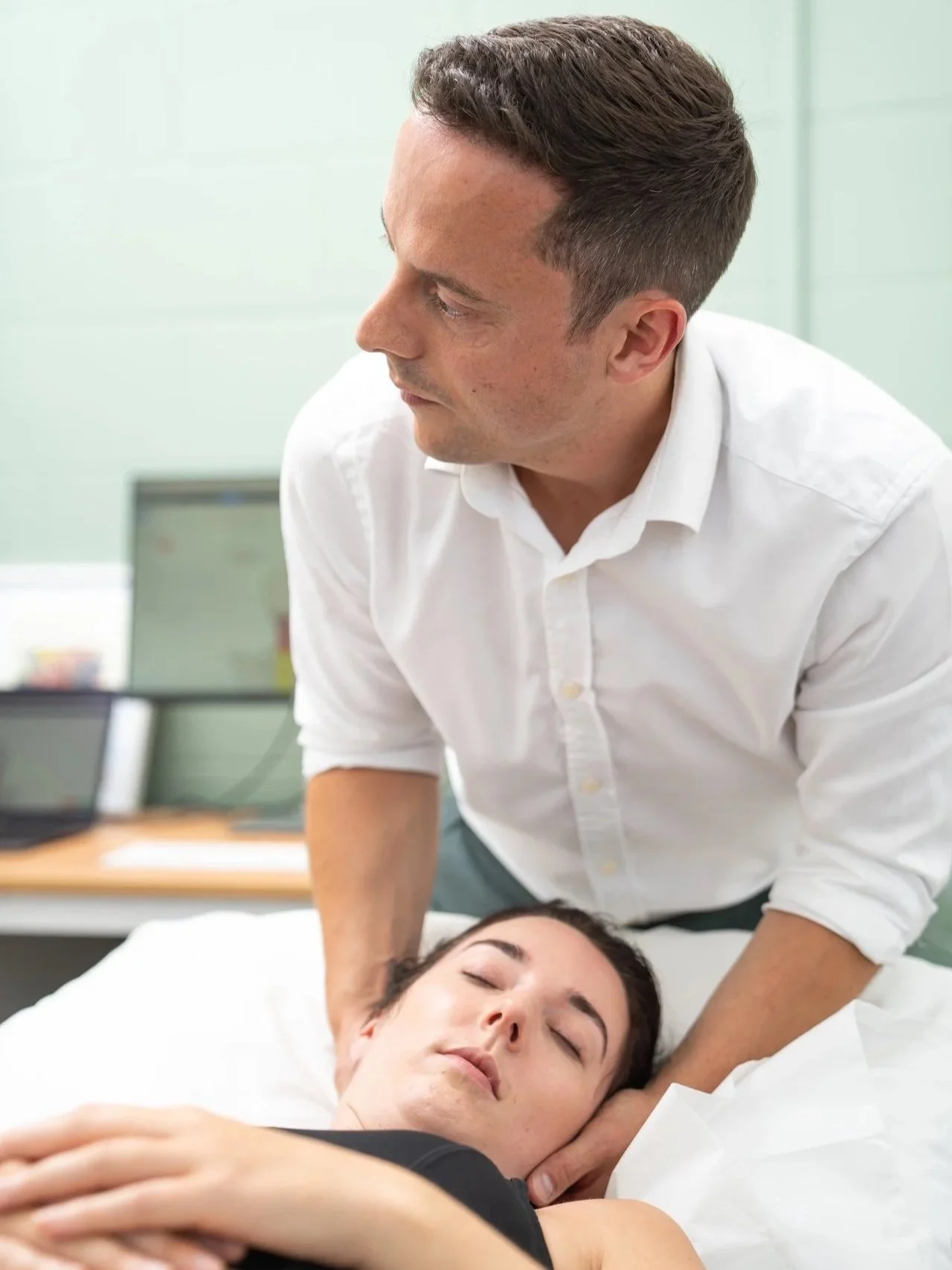 Evolve Osteopathy Neck Treatment