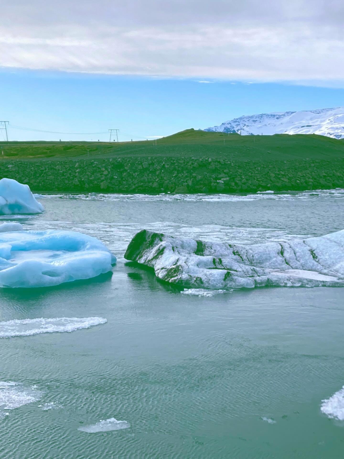 📷 Snapped in J&ouml;kuls&aacute;rl&oacute;n Glacier Lagoon and Diamond Beach, Iceland.
Copyright @knot_waste 

🪡 Reconnect with nature through stitching. 

NEW ETSY GLACIER MELT EMBROIDERY PATTERN PACK with 3 Instant Downloads.

BUNDLE INCLUDES:
🧊