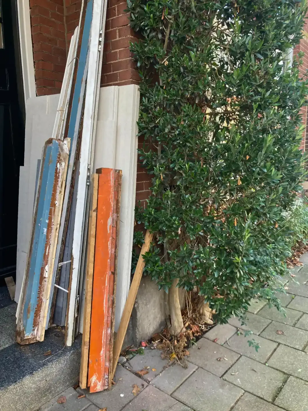 Urban Litter - tilburg - netherlands - waste - wood .webp