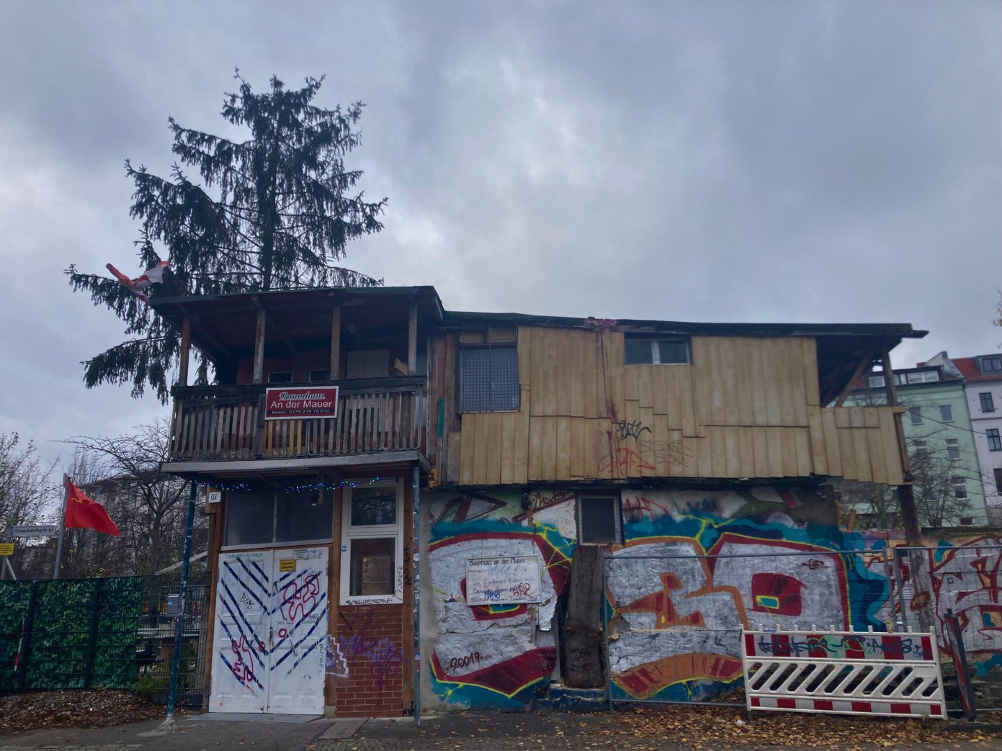 Upcycled - berlin - germany - reclaimed - restaurant .png