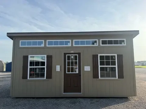 Studio 10x20 