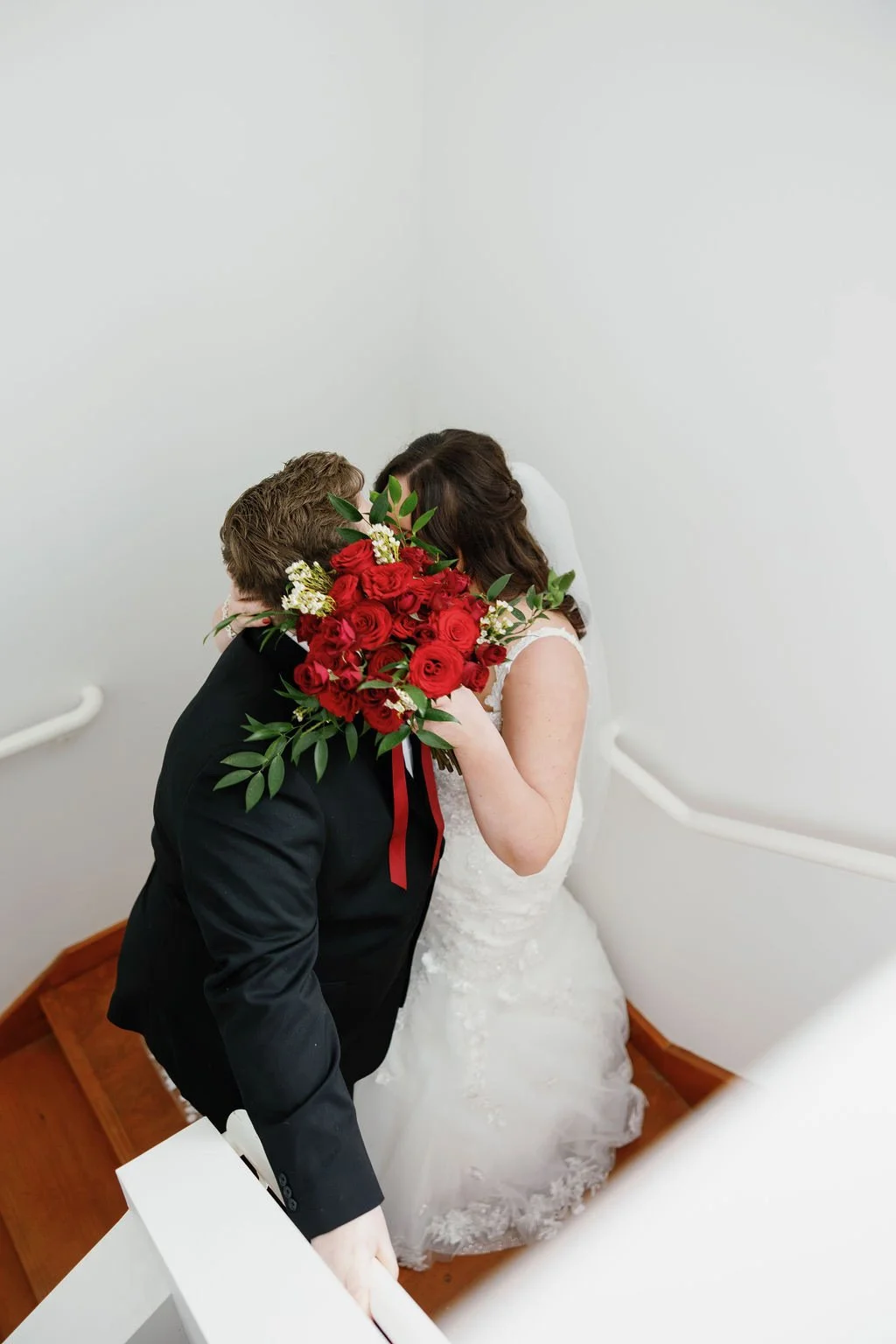 Winter Wedding at Waters Edge Vineyard