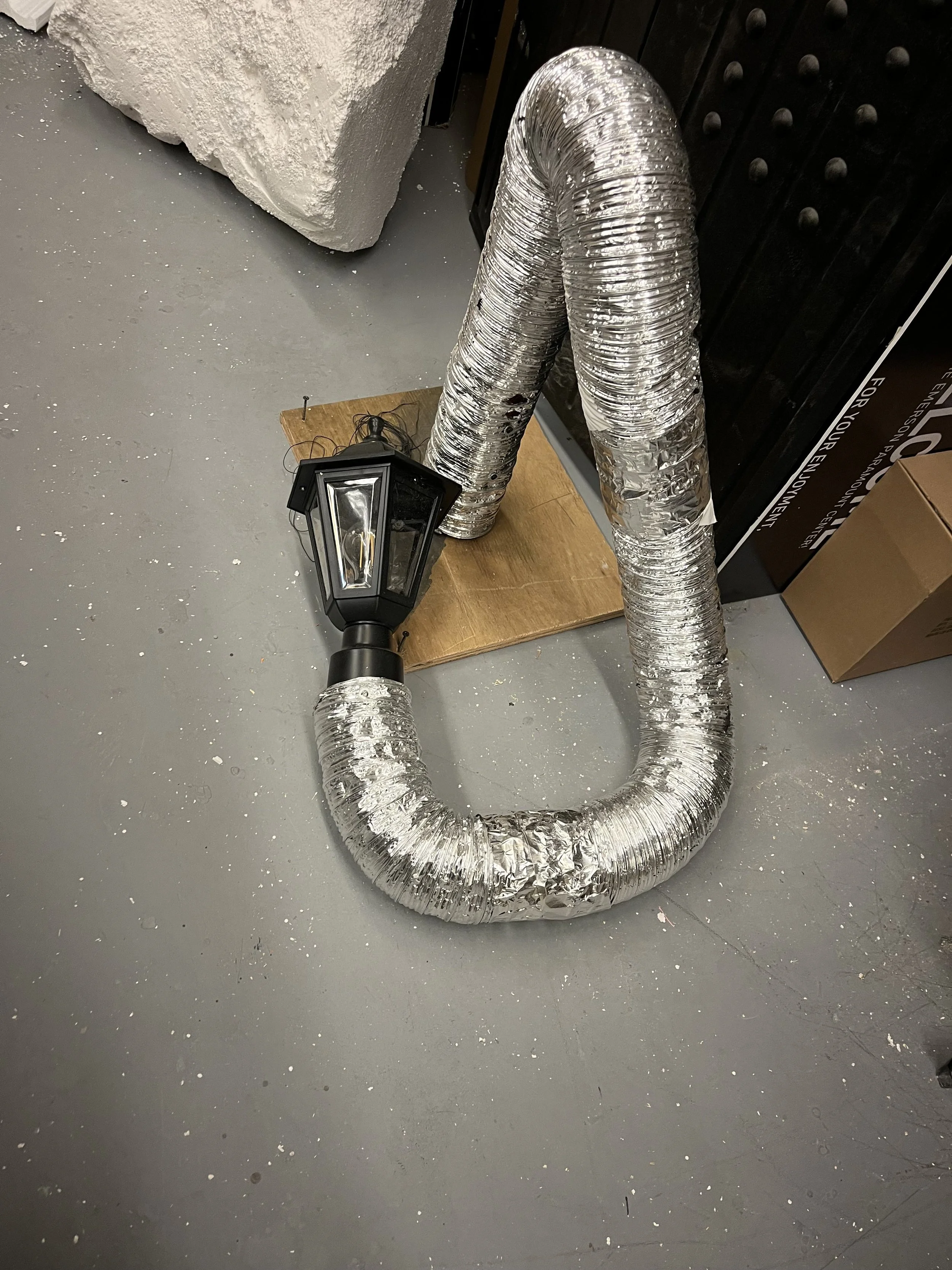 Bending lamppost - Modern Day Mastodons at Emerson Stage 2024