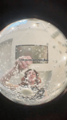 Deliveroo CM (5).gif