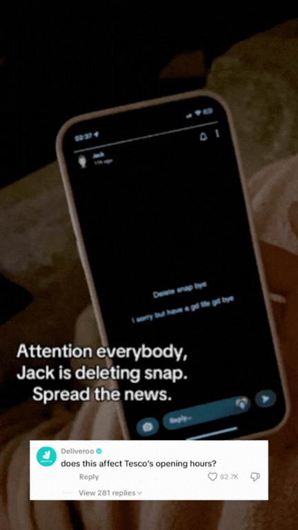 Deliveroo CM (2).gif
