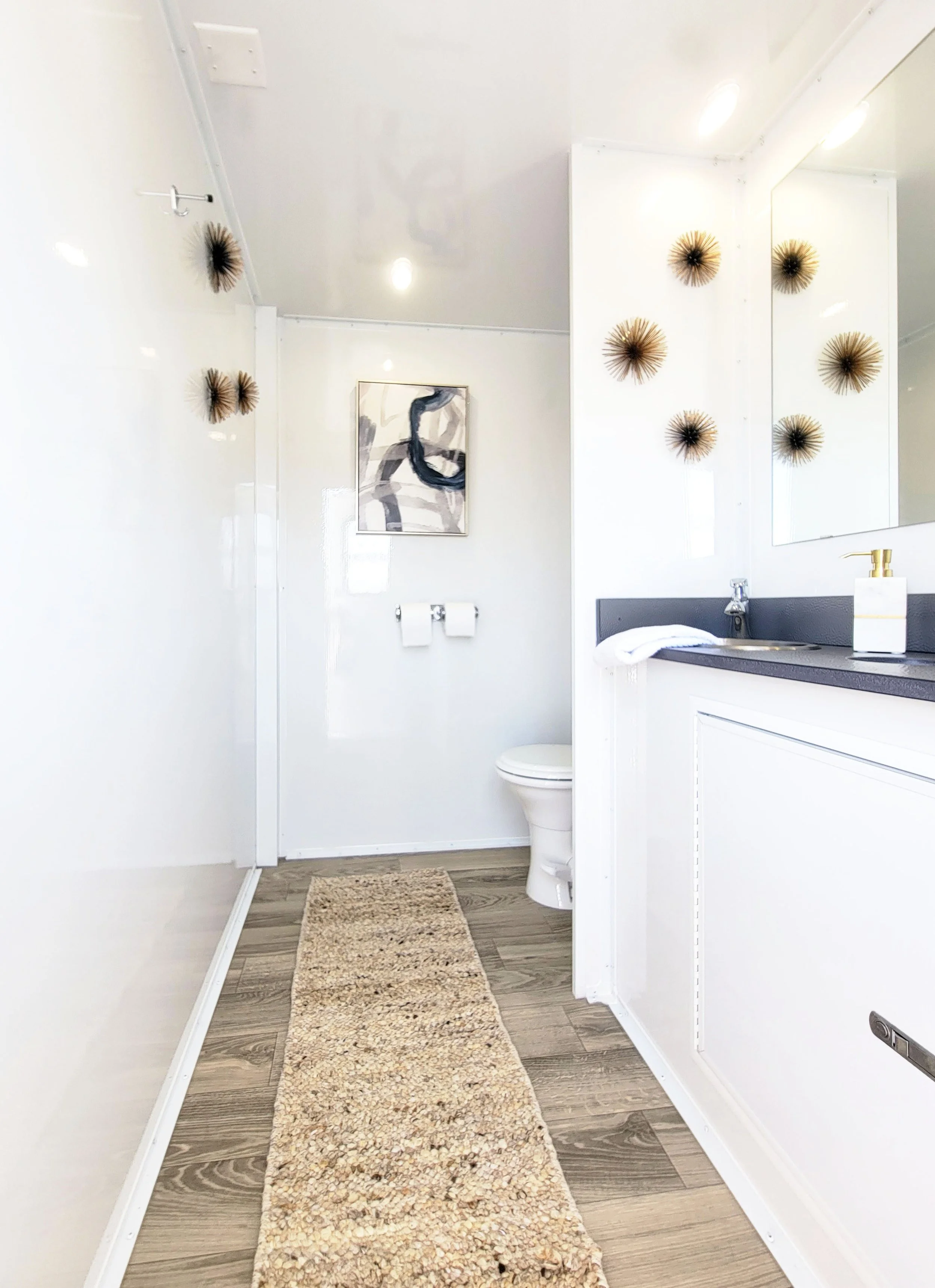 Restroom trailer rental for outdoor wedding in Jacksonville, FL