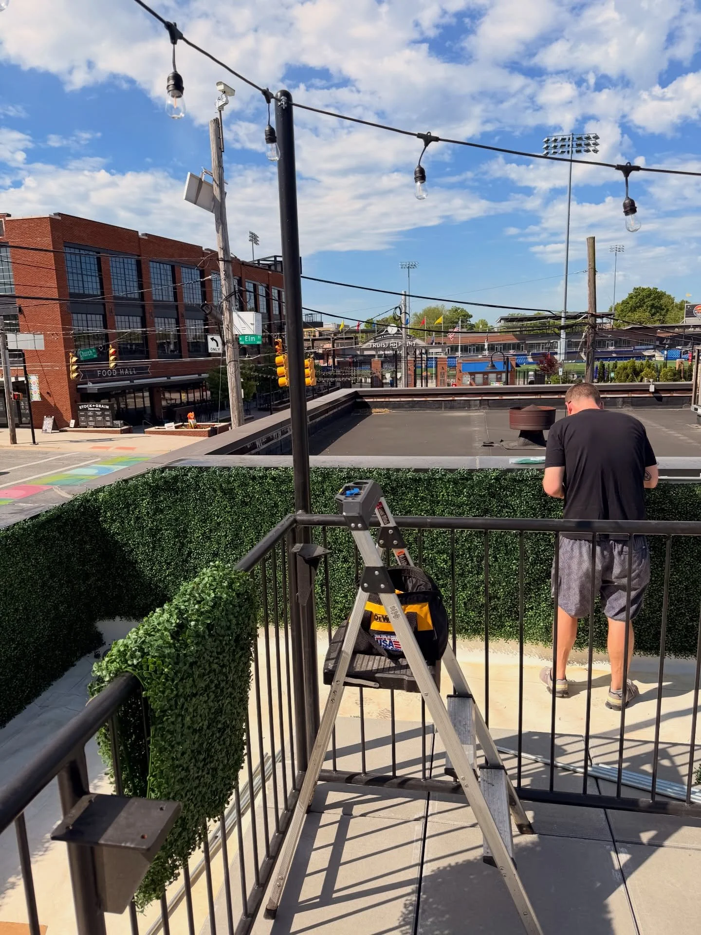 One step closer to rooftop cocktails! 🍸 We&rsquo;re less than one week away.. Market weekend, we&rsquo;re on! 👏