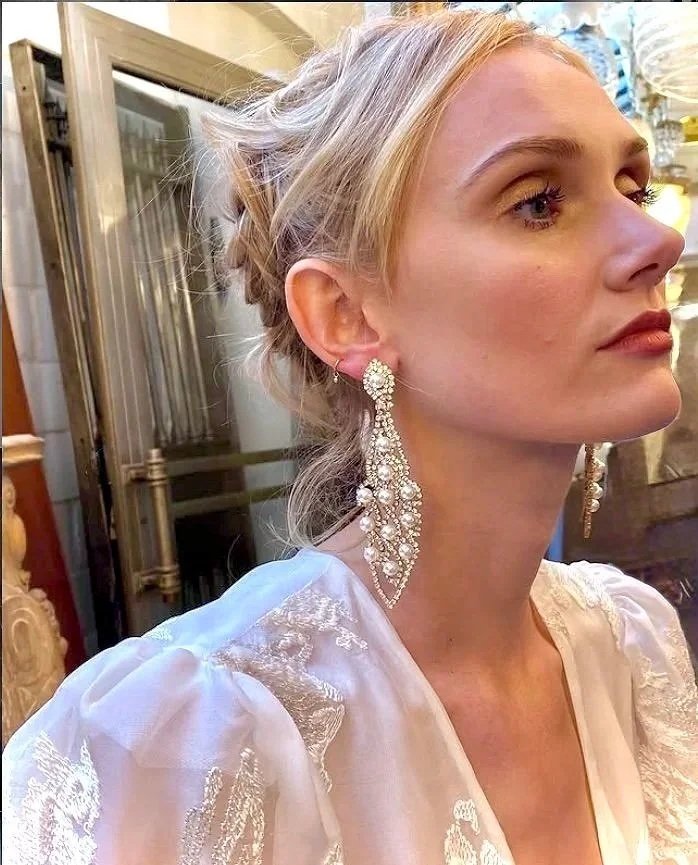 Refined bridal beauty with soft glow