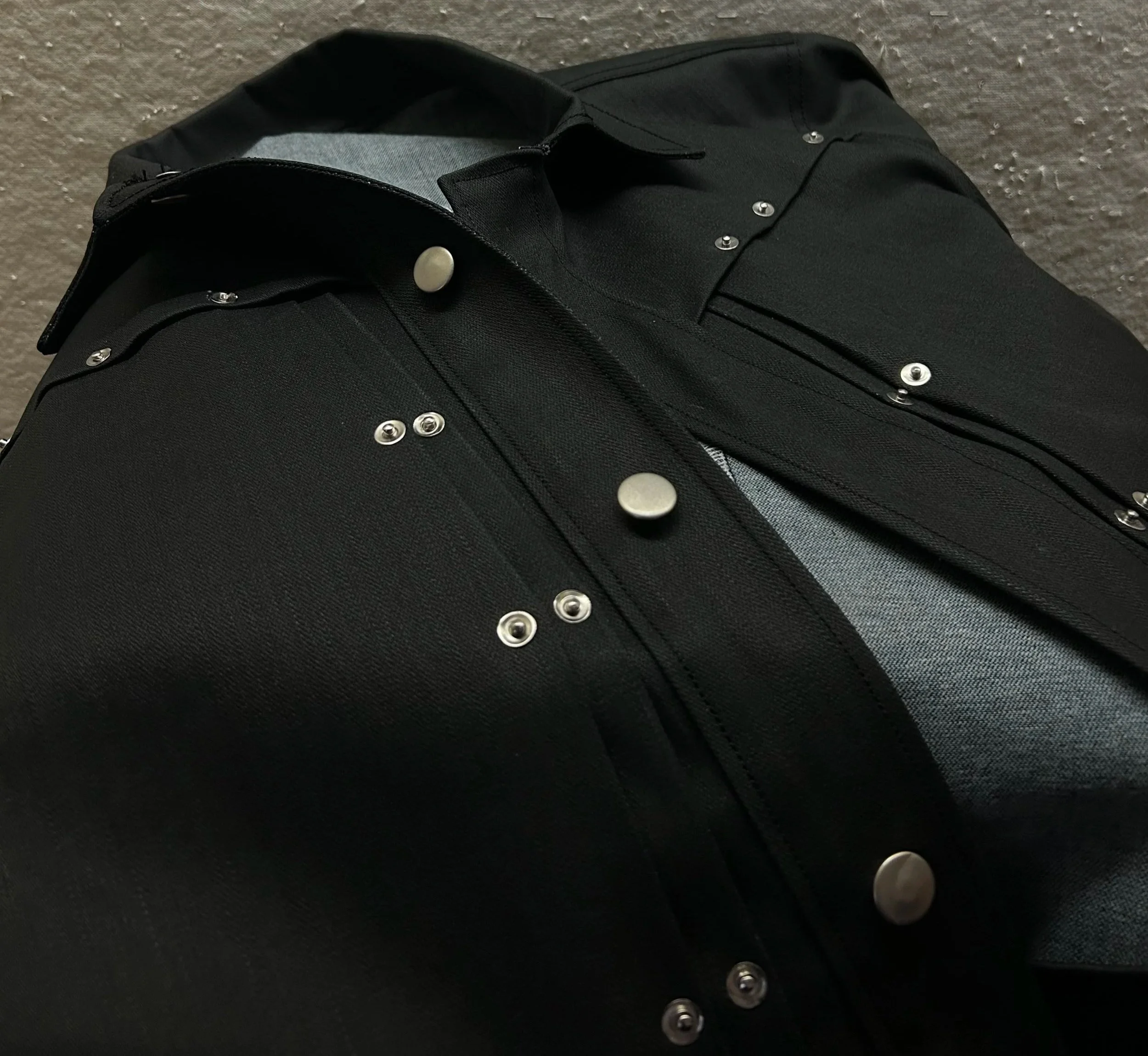 CONCRETE BONES TWO LOOK COLLECTION