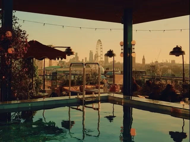 09_180_Carousel_43.jpeg