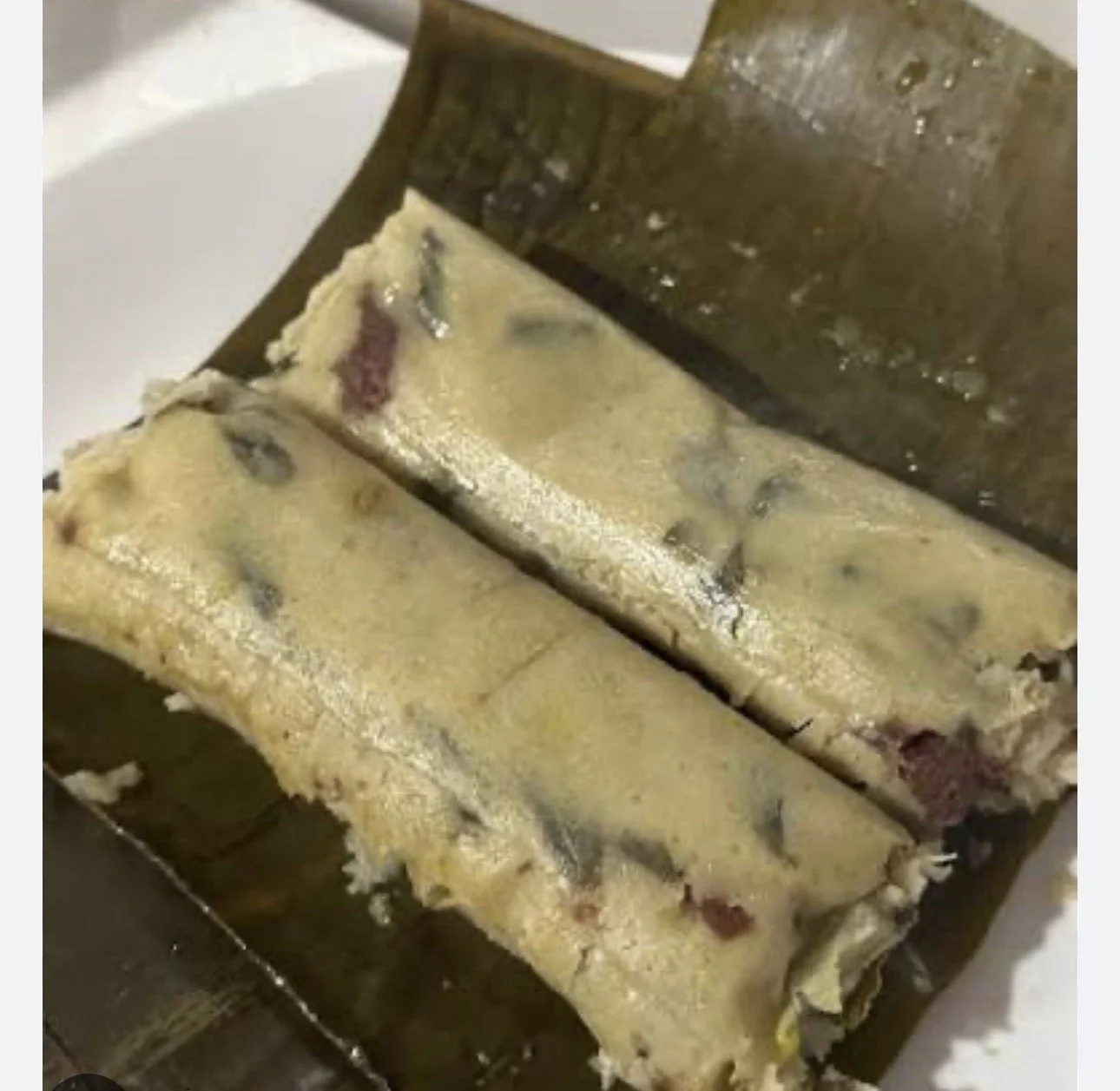 Pizques Tamal with Chipilin and Beans