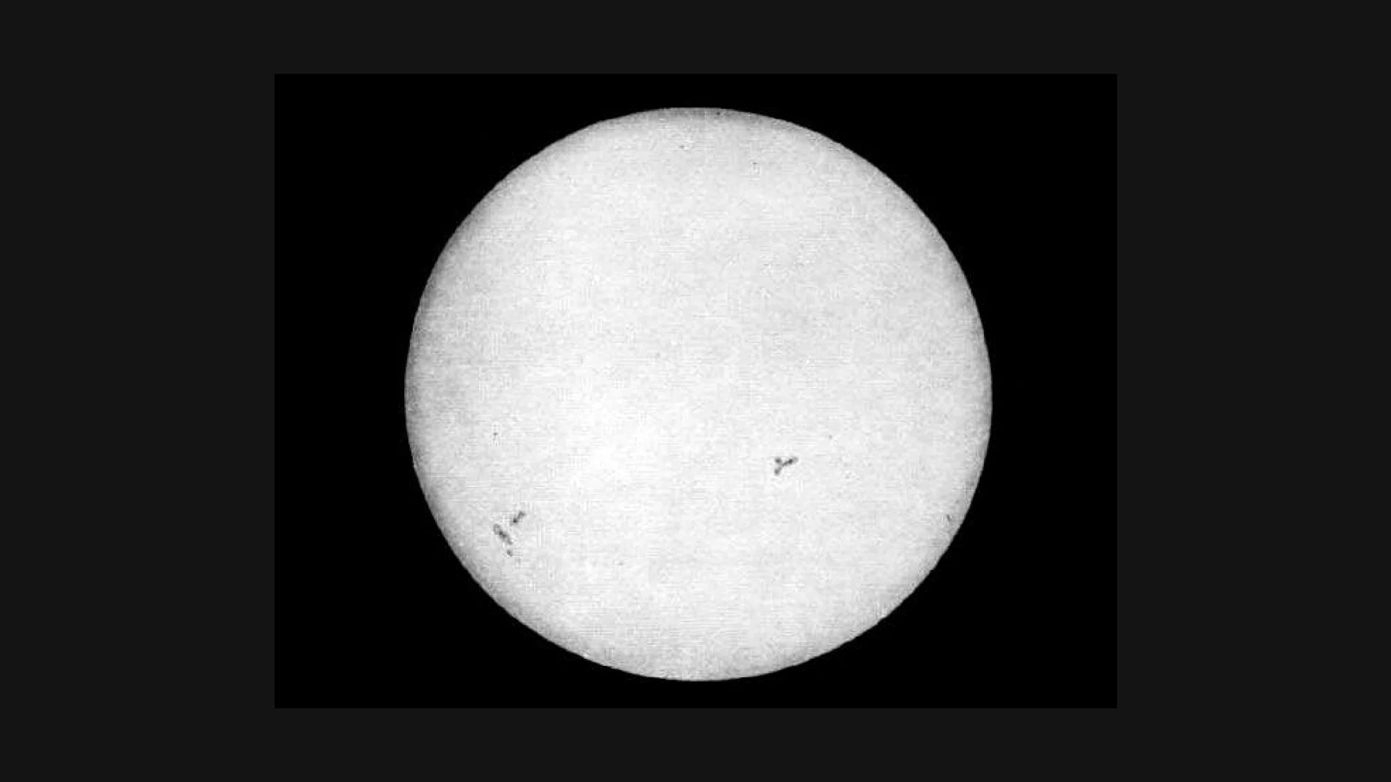 Fizeau & Foucault 1845: daguerreotype of the Sun showing sunspots – first solar photograph, Paris