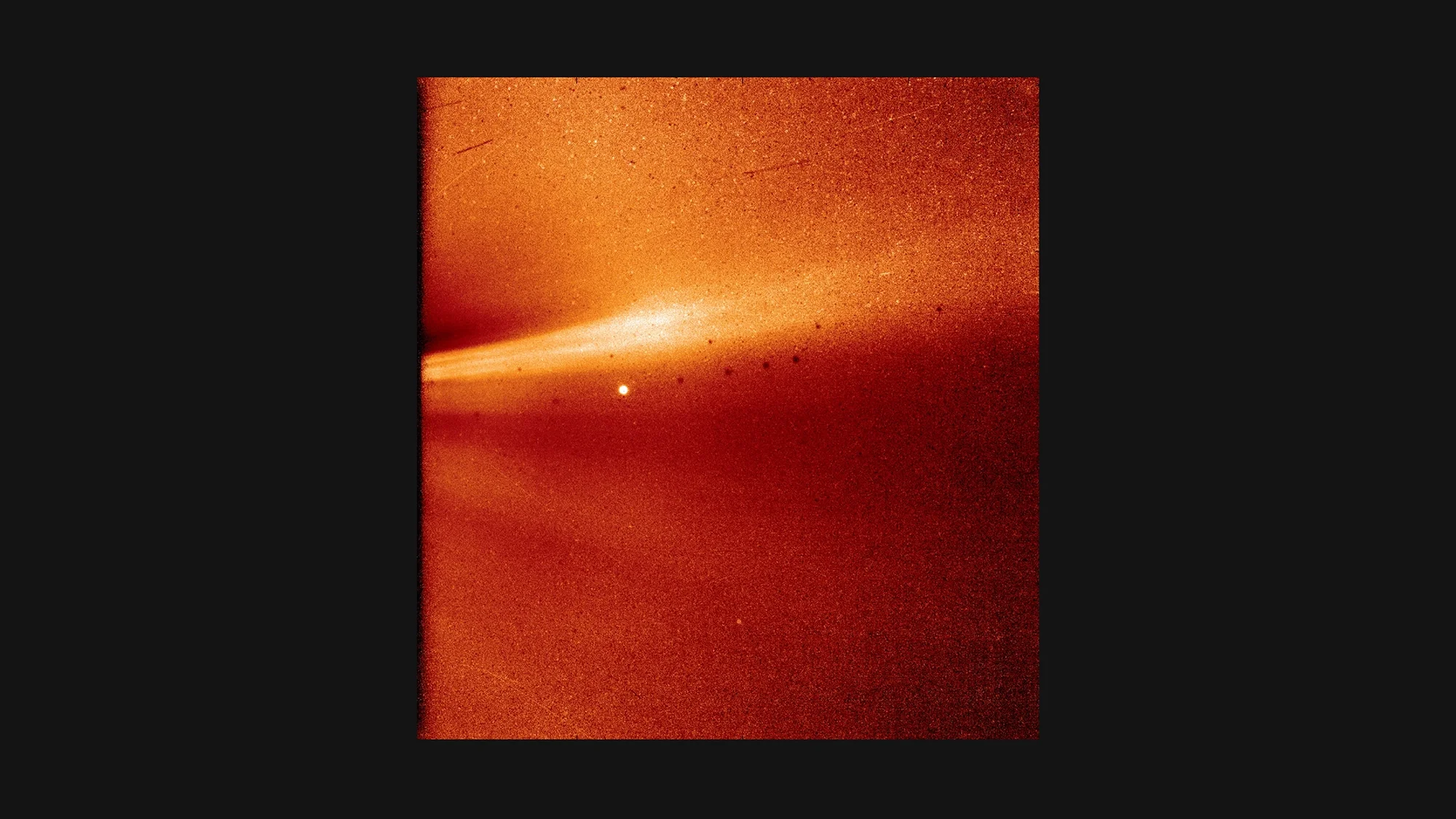 Parker Solar Probe 2018: orange-red coronal streamer with Mercury visible as bright spot – first image from inside Sun's corona