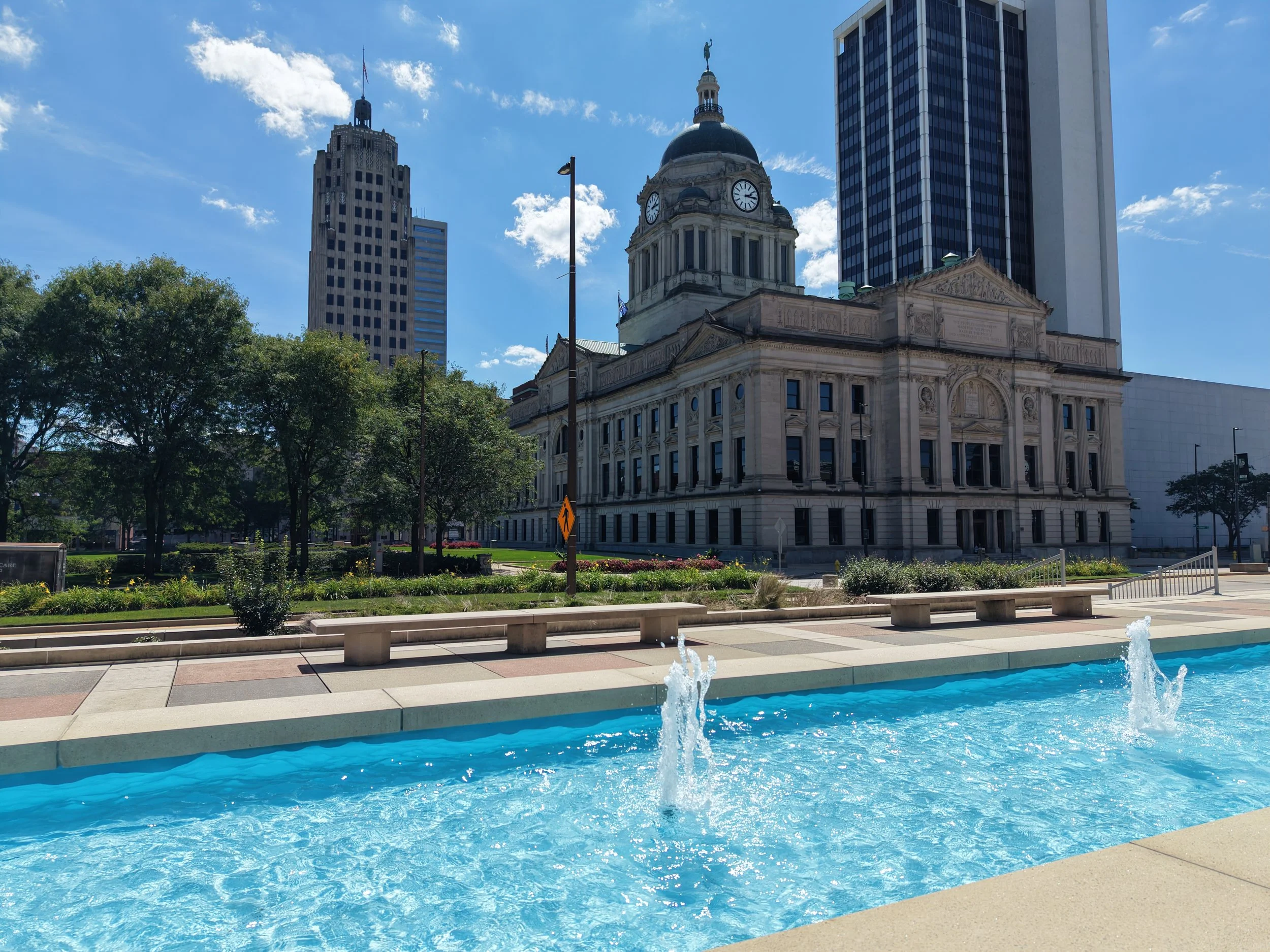 Fountain with Allen County Courthouse in the background