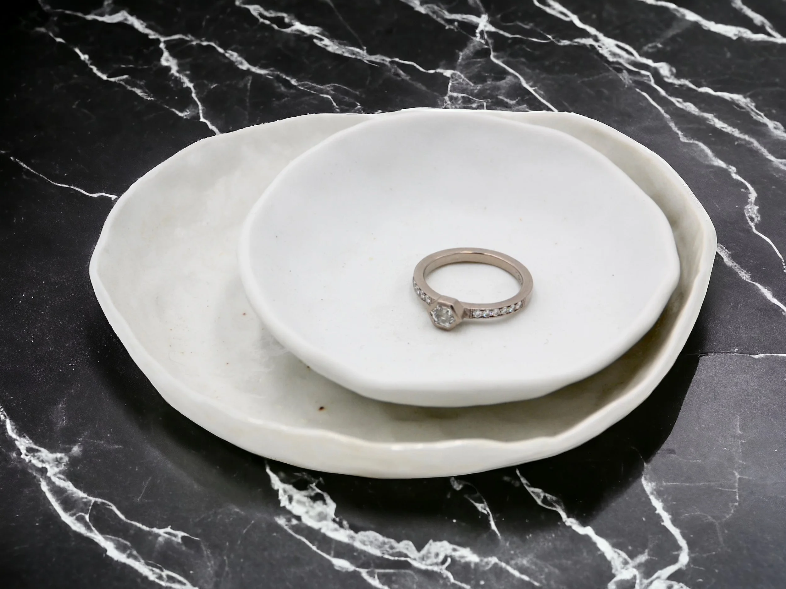 porcelain nesting dishes