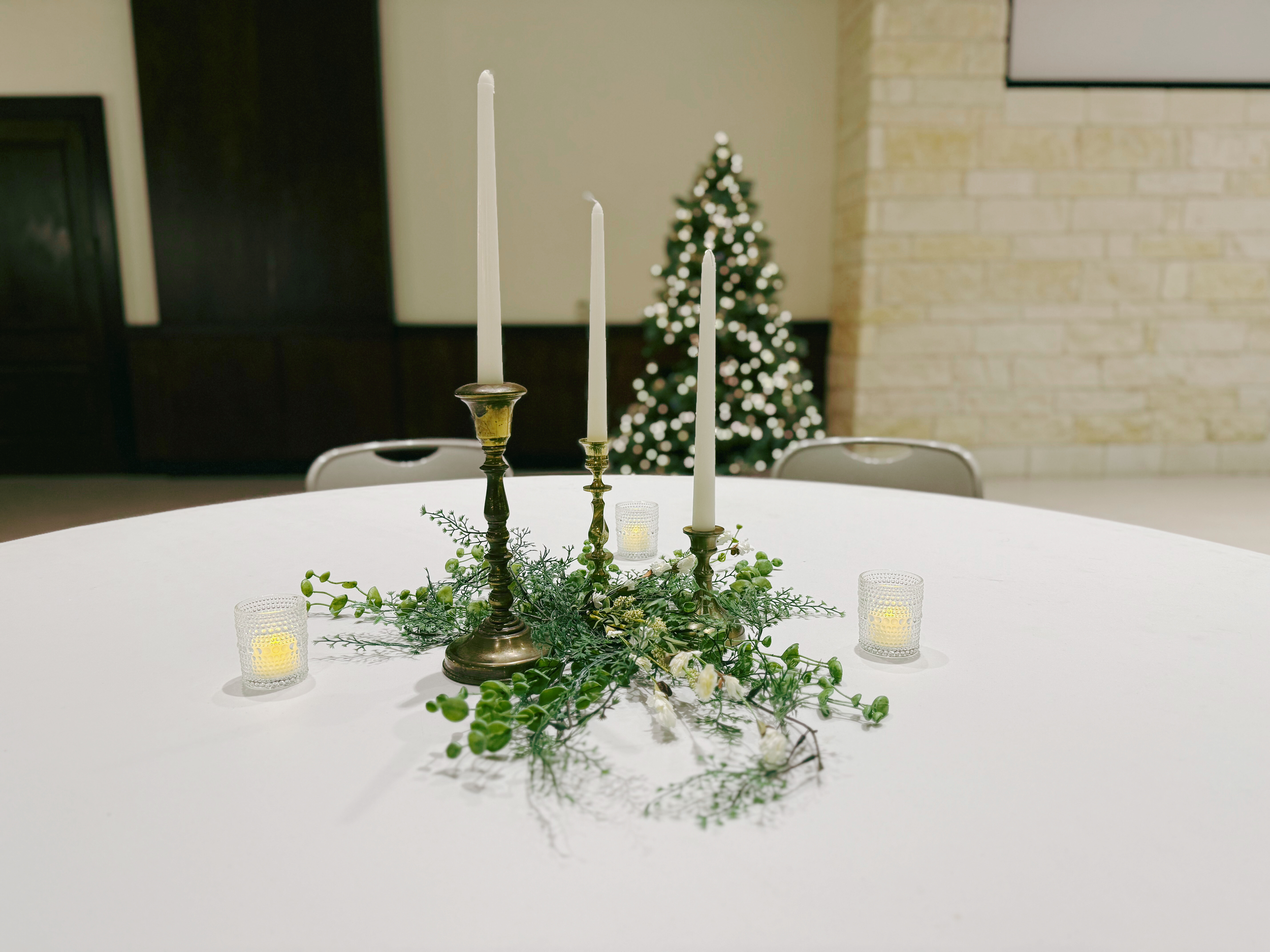 Christmas Centerpiece.png