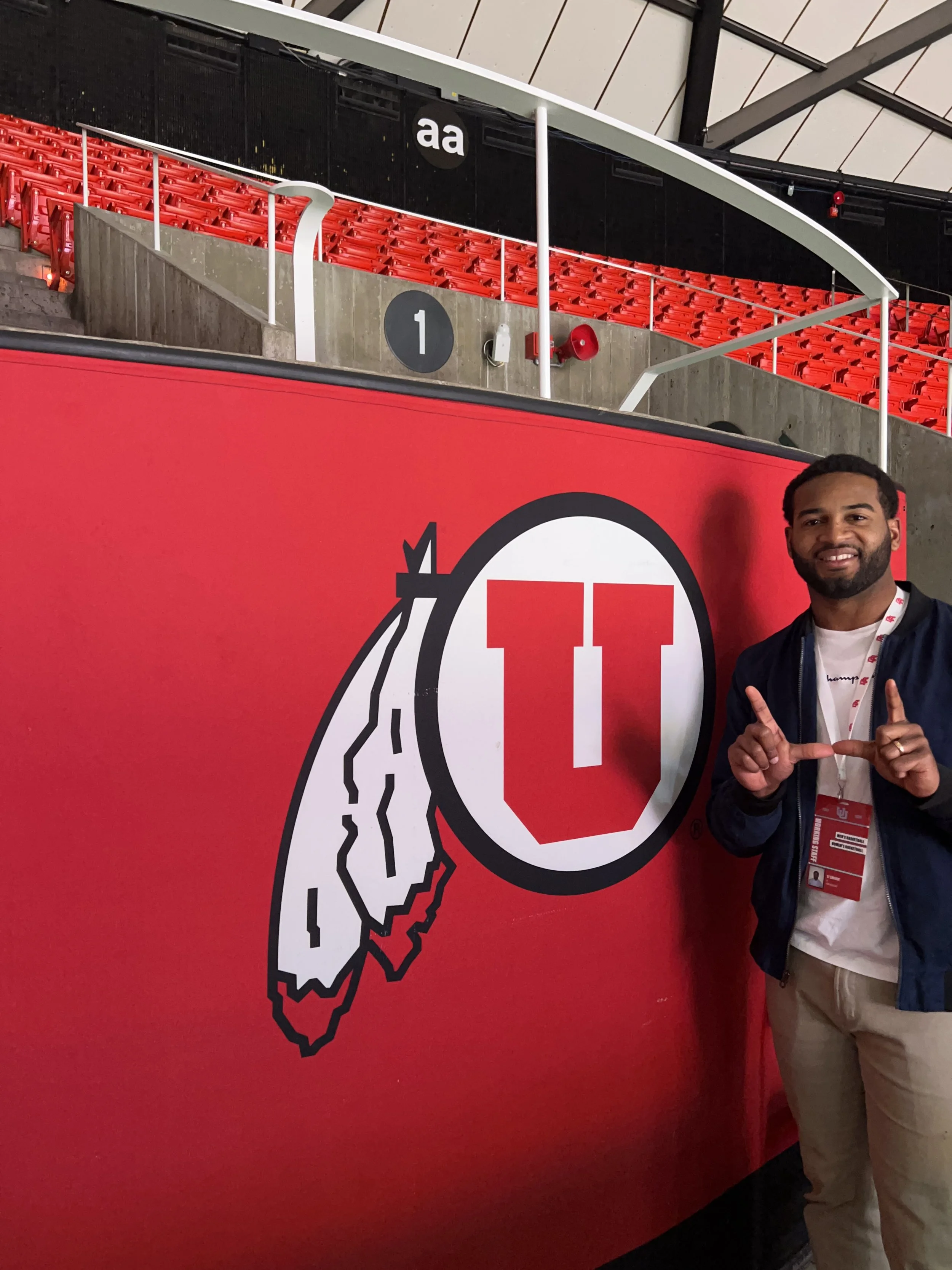 Your University of Utah Runnin Utes Men's Basketball DJ- D Smoove