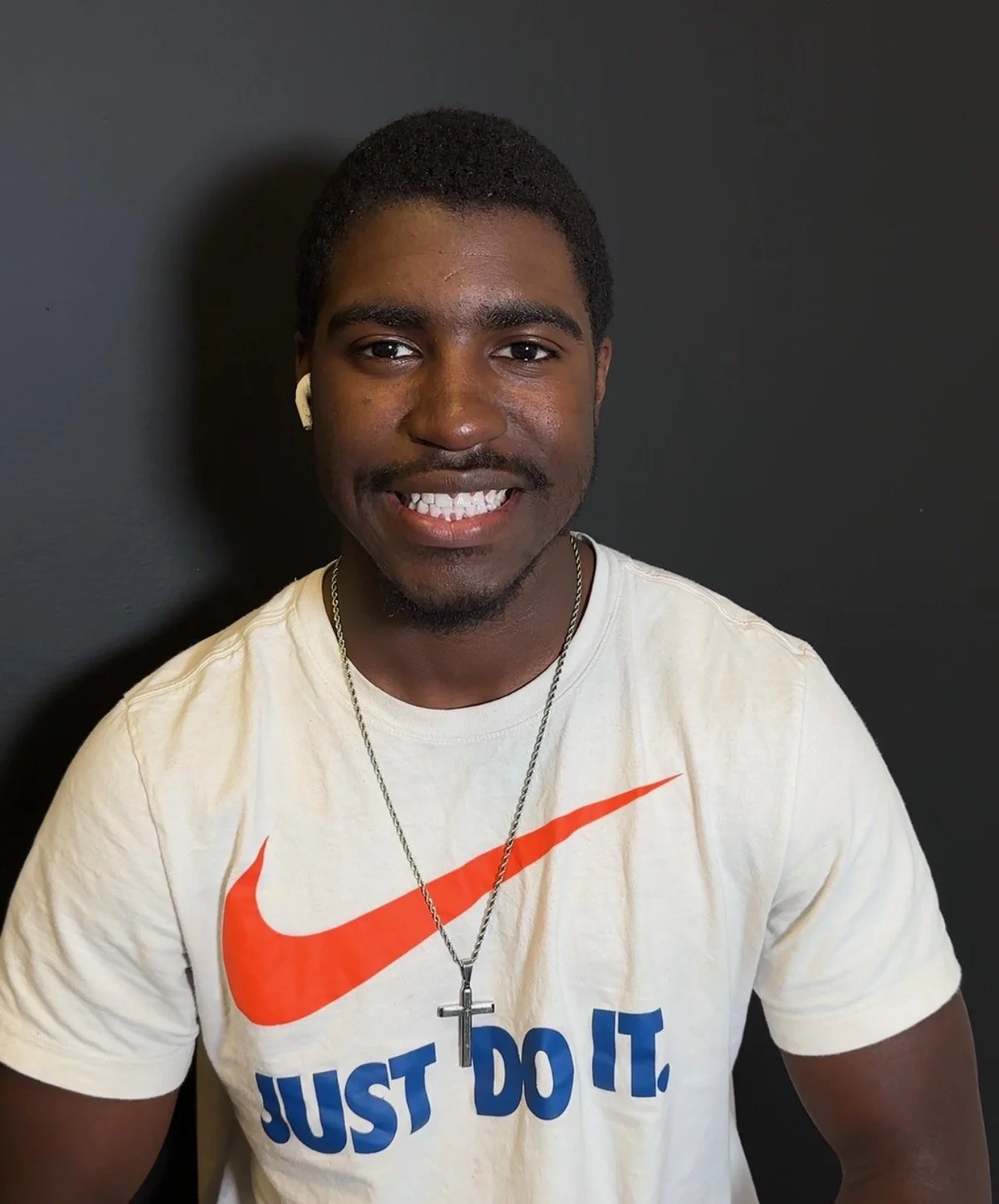 Castrian Makeup Studio; Emily Gonzalez; Atlanta, Georgia; Bridal Make-Up; Norcross, Spanish Make-Up Artist; teeth whitening