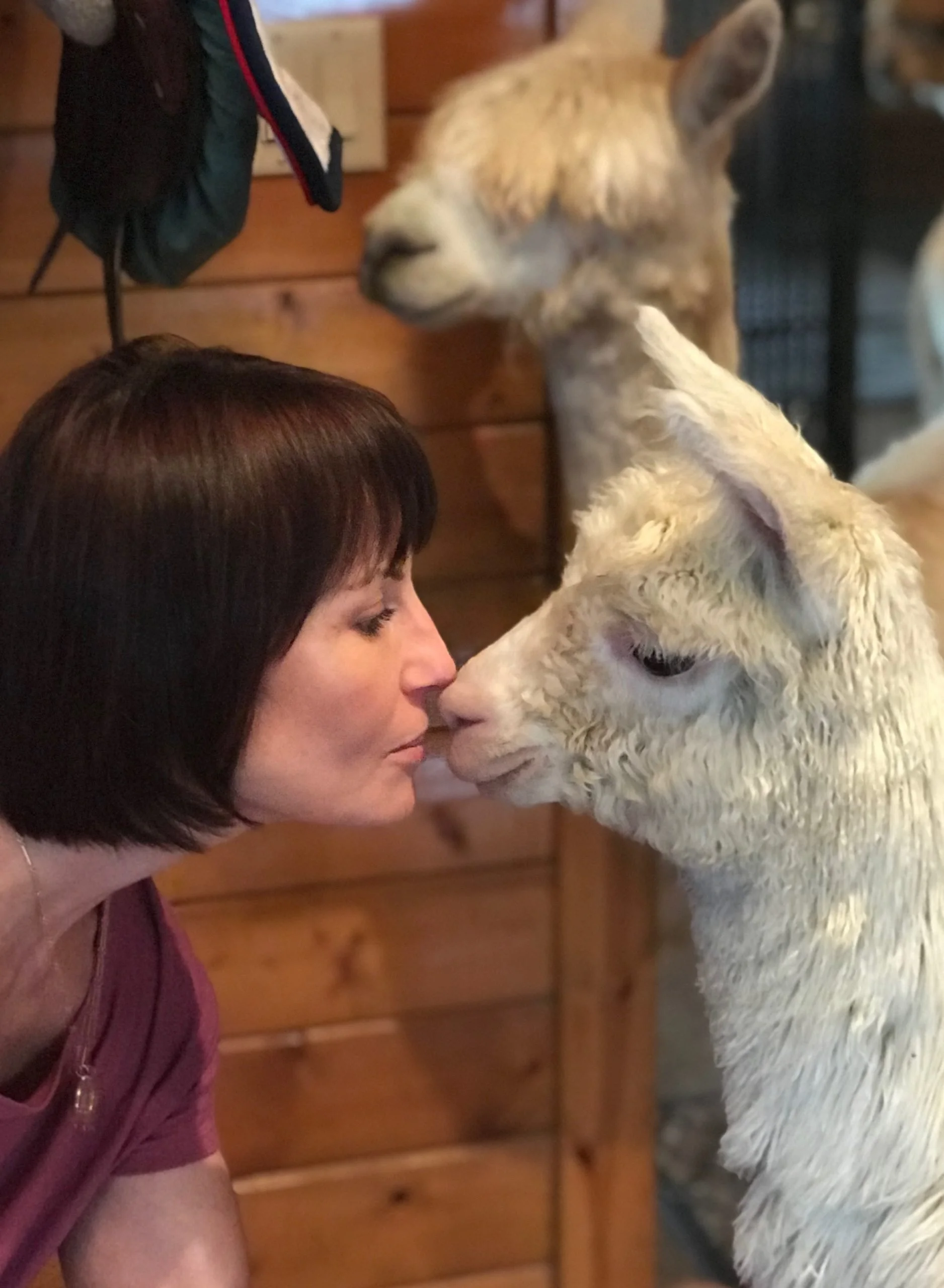 jackiekissingcria.jpg