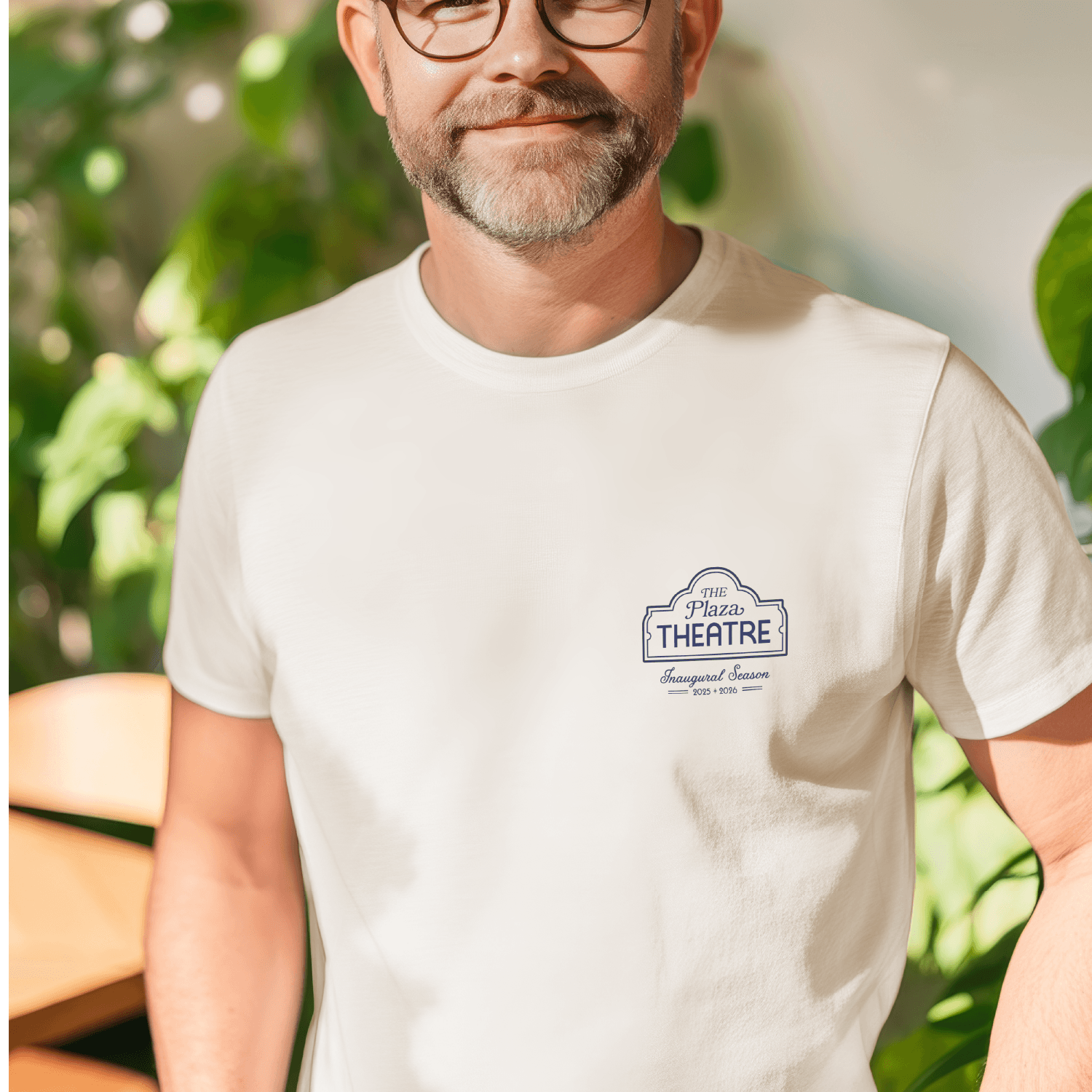 T-shirt_VertSign_Cream_MODELFRONT.png