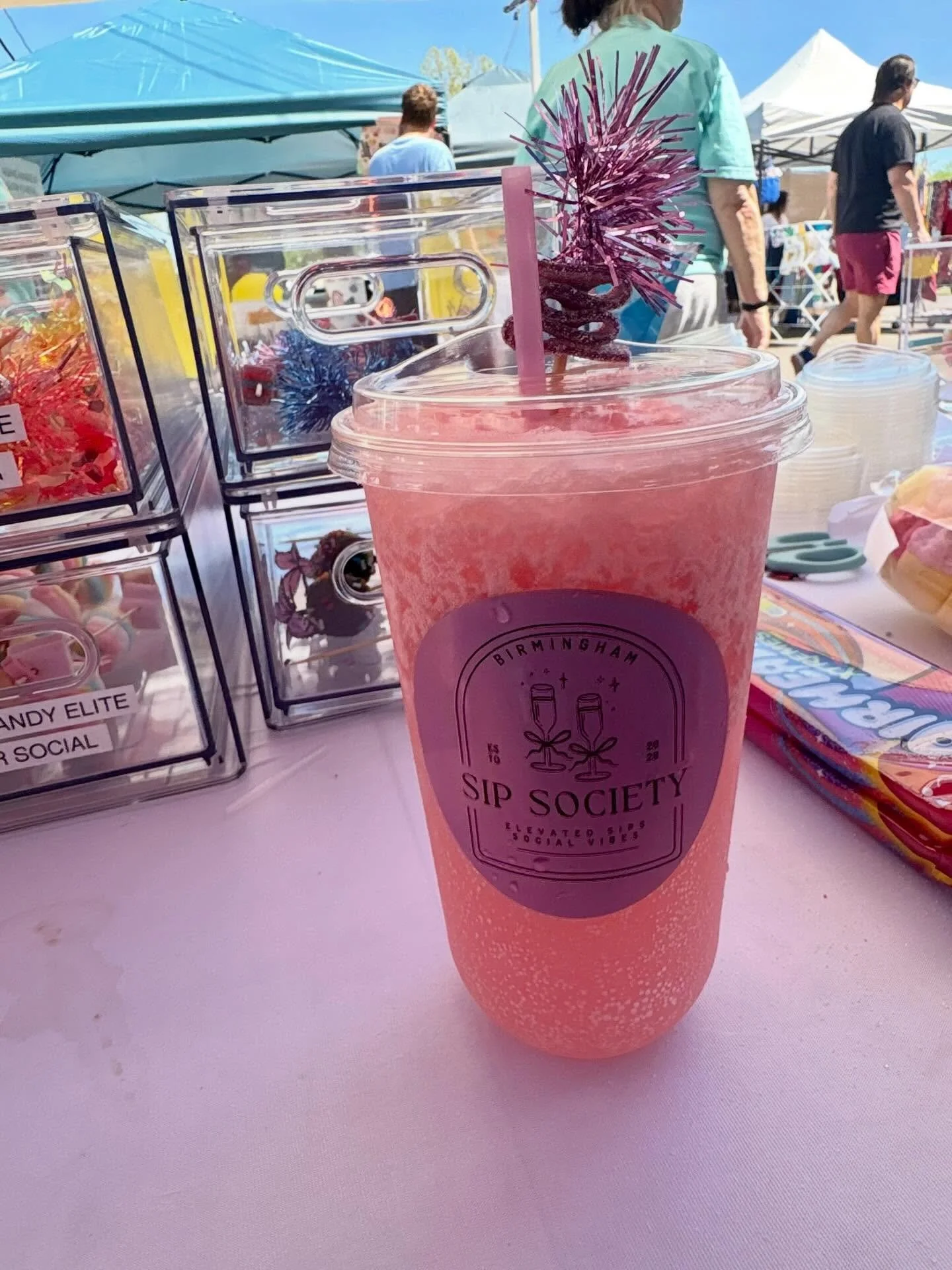 A little snapshot from last weekend at Leeds Market On Main! 

Come see us this weekend! 
📍The Village at Caldwell Mill- Friday 11:30-5:30
📍Chilton County Strawberry Festival- Saturday 8:30-5:30!